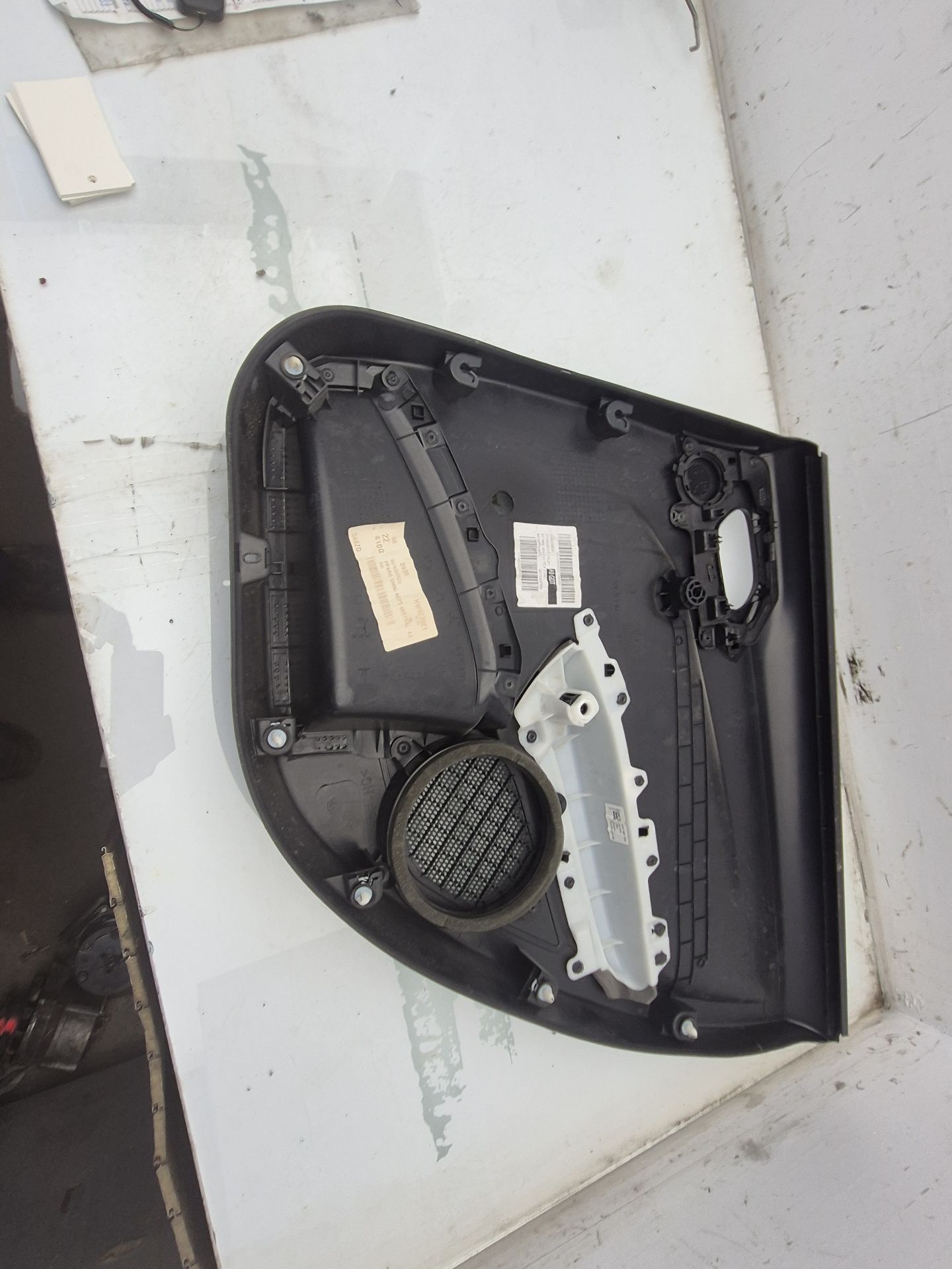 GUARNECIDO PUERTA TRASERA IZQUIERDA PEUGEOT 208 