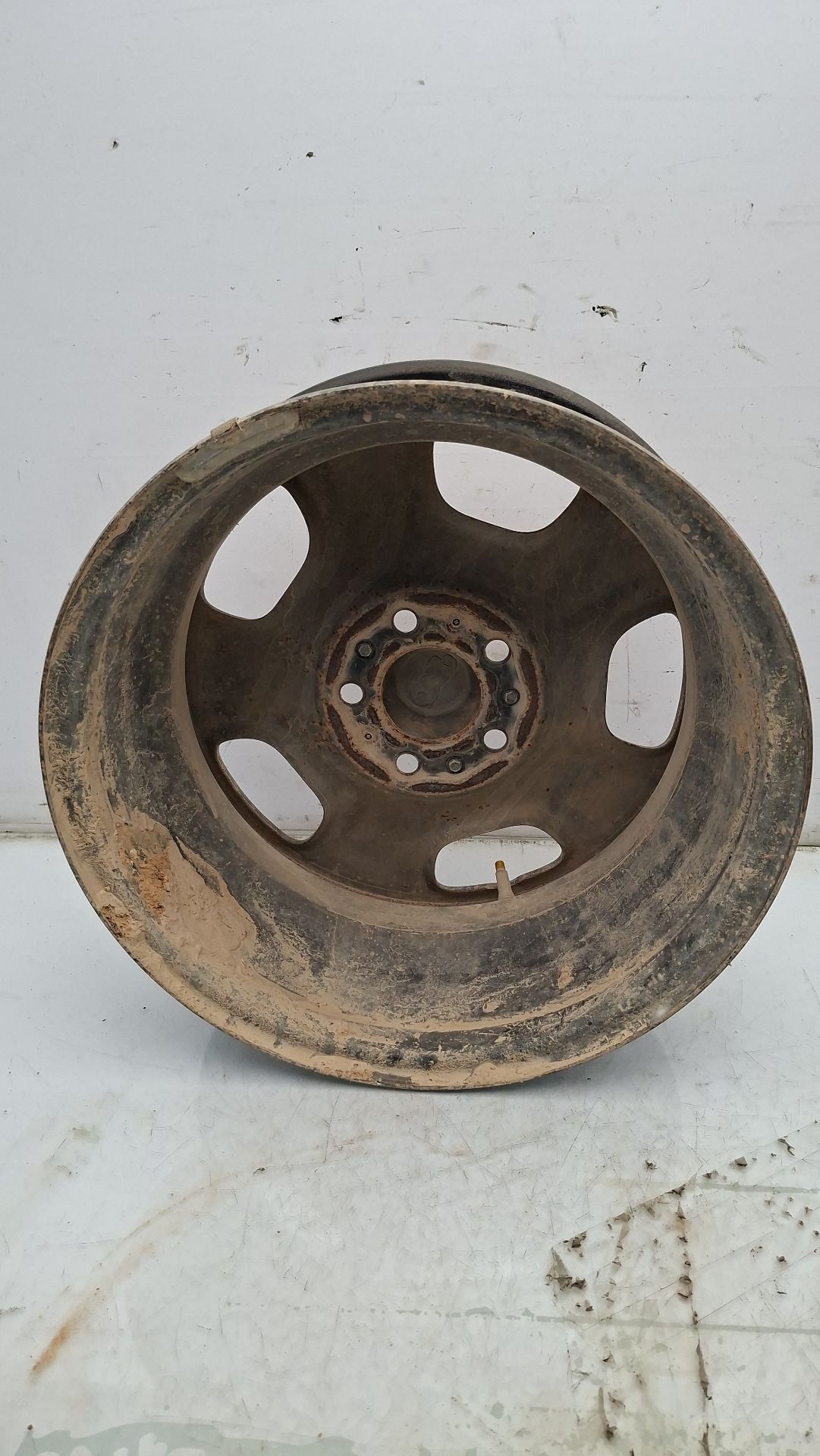 LLANTA JEEP CHEROKEE 