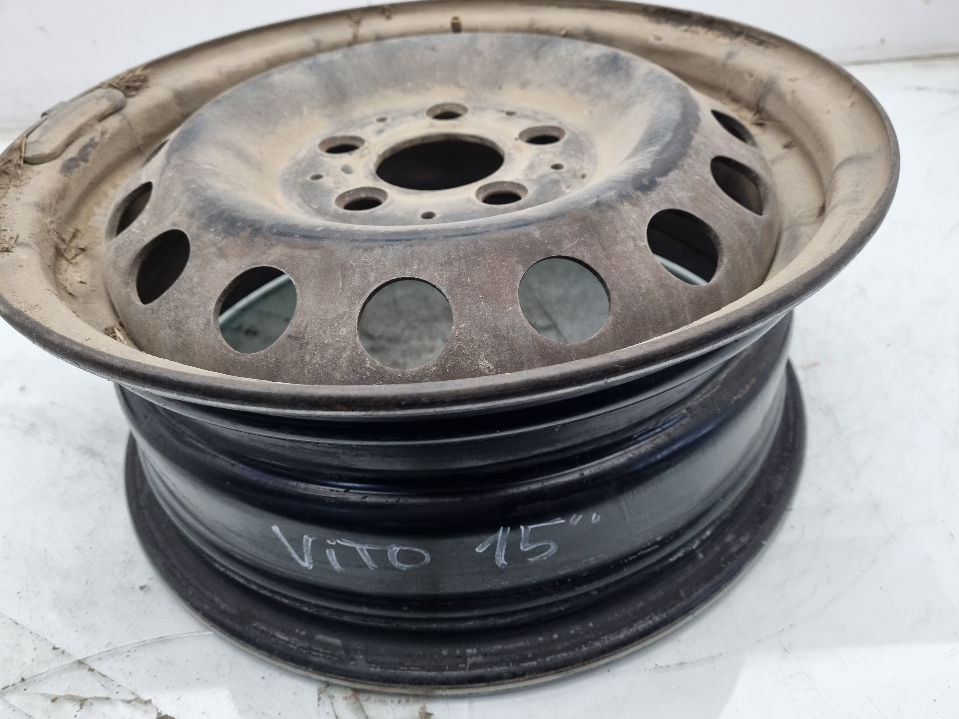 LLANTA MERCEDES-BENZ VITO 611980