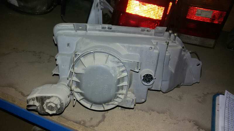 FARO IZQUIERDO OPEL OMEGA C 26 NE