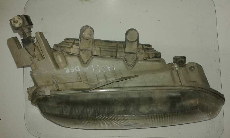 FARO DERECHO RENAULT LAGUNA 