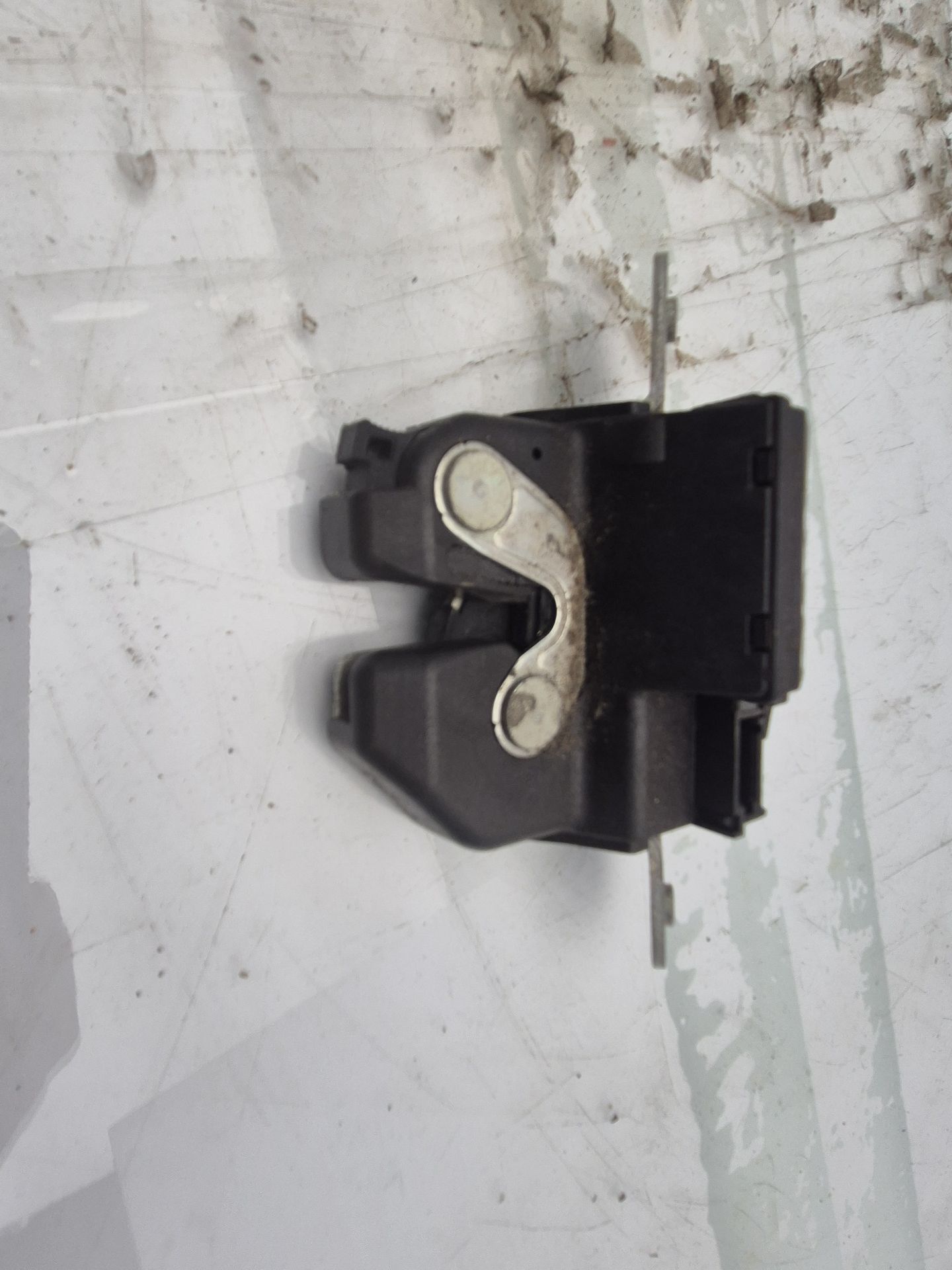 CERRADURA MALETERO / PORTON ALFA ROMEO GIULIETTA 