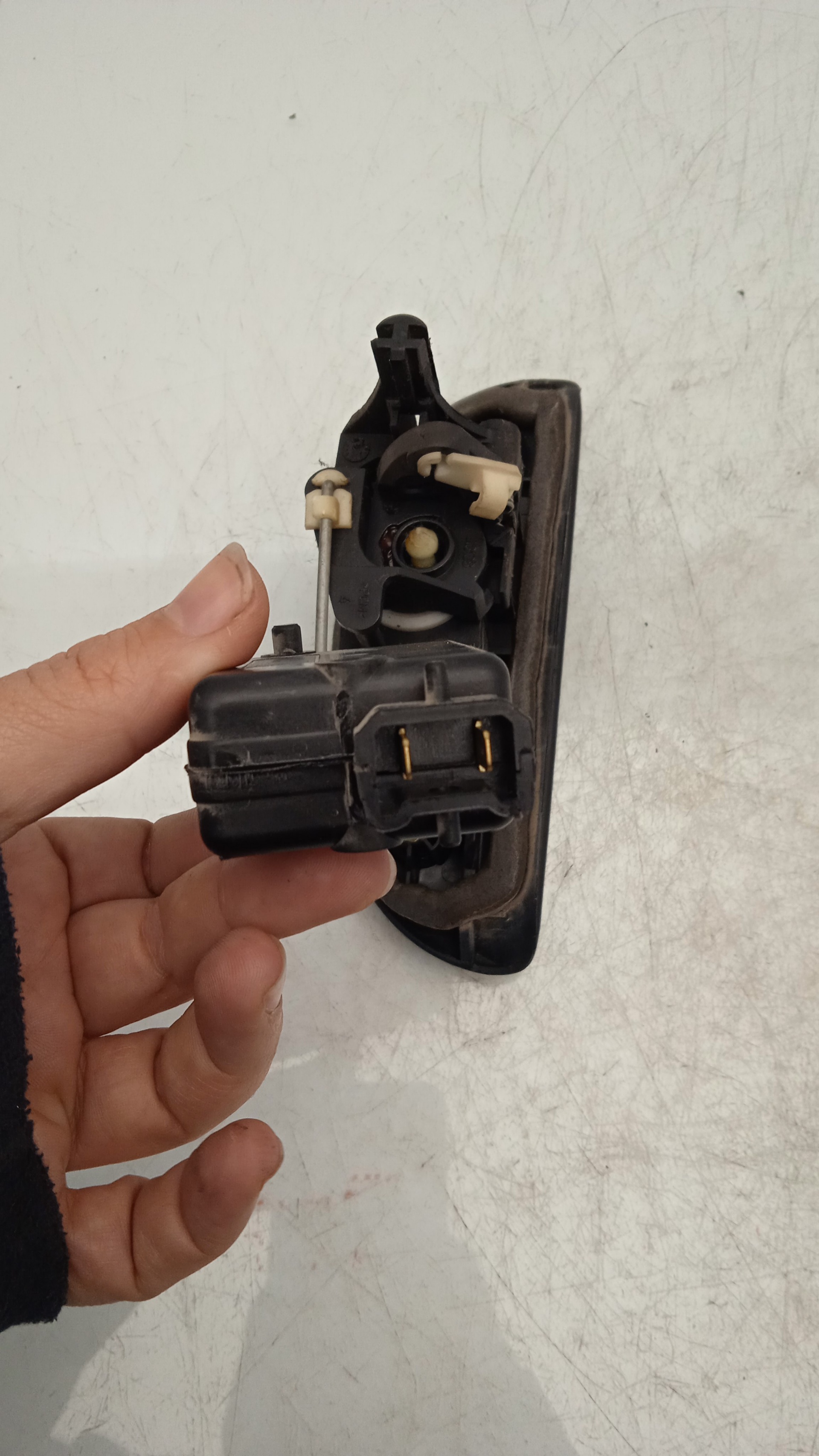 MANETA EXTERIOR PORTON RENAULT MEGANE K7M