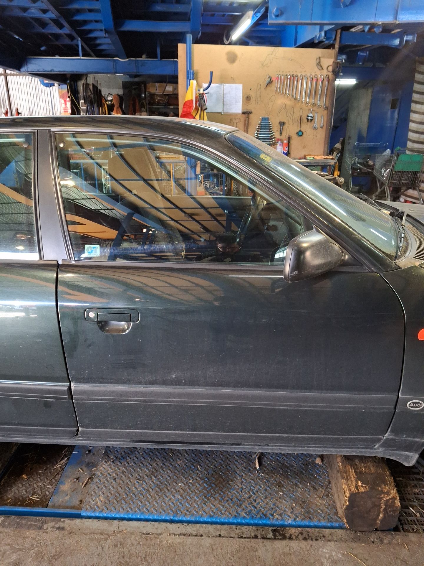  AUDI 100 C4 Sed?n (4A2) 2.3 E