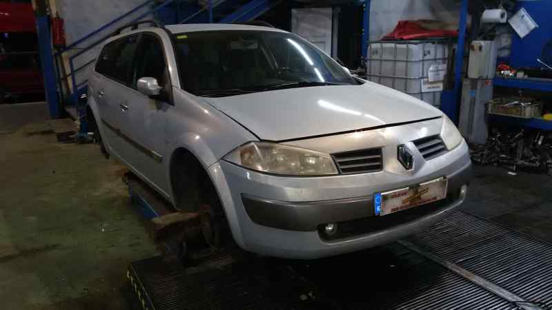 PILOTO TRASERO DERECHO RENAULT MEGANE K9K D7