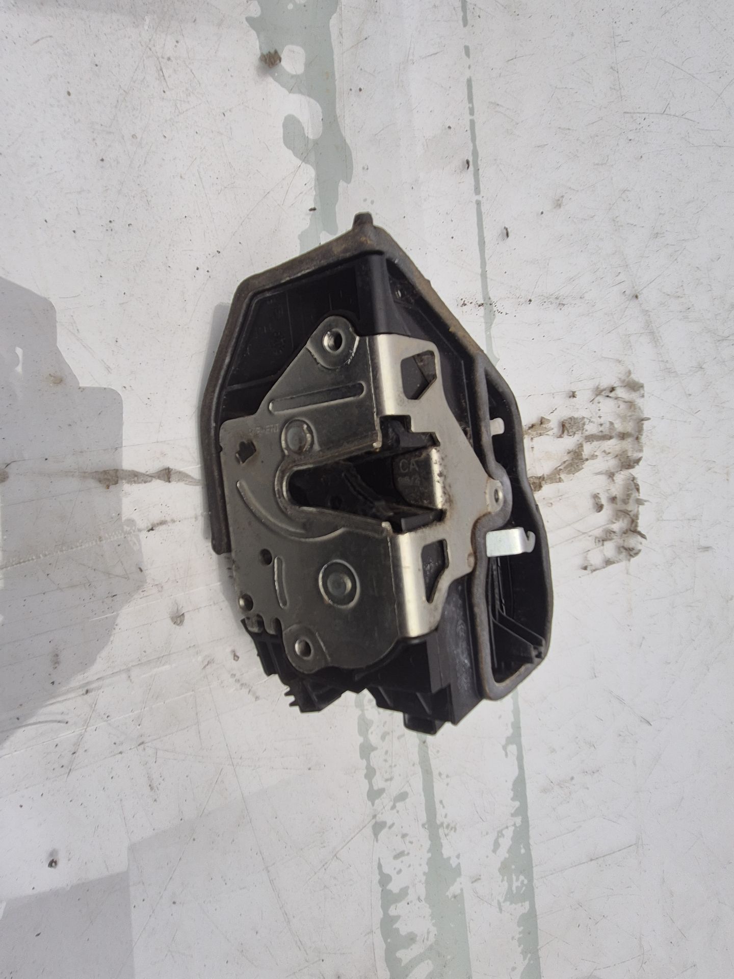 CERRADURA PUERTA DELANTERA IZQUIERDA BMW 5 