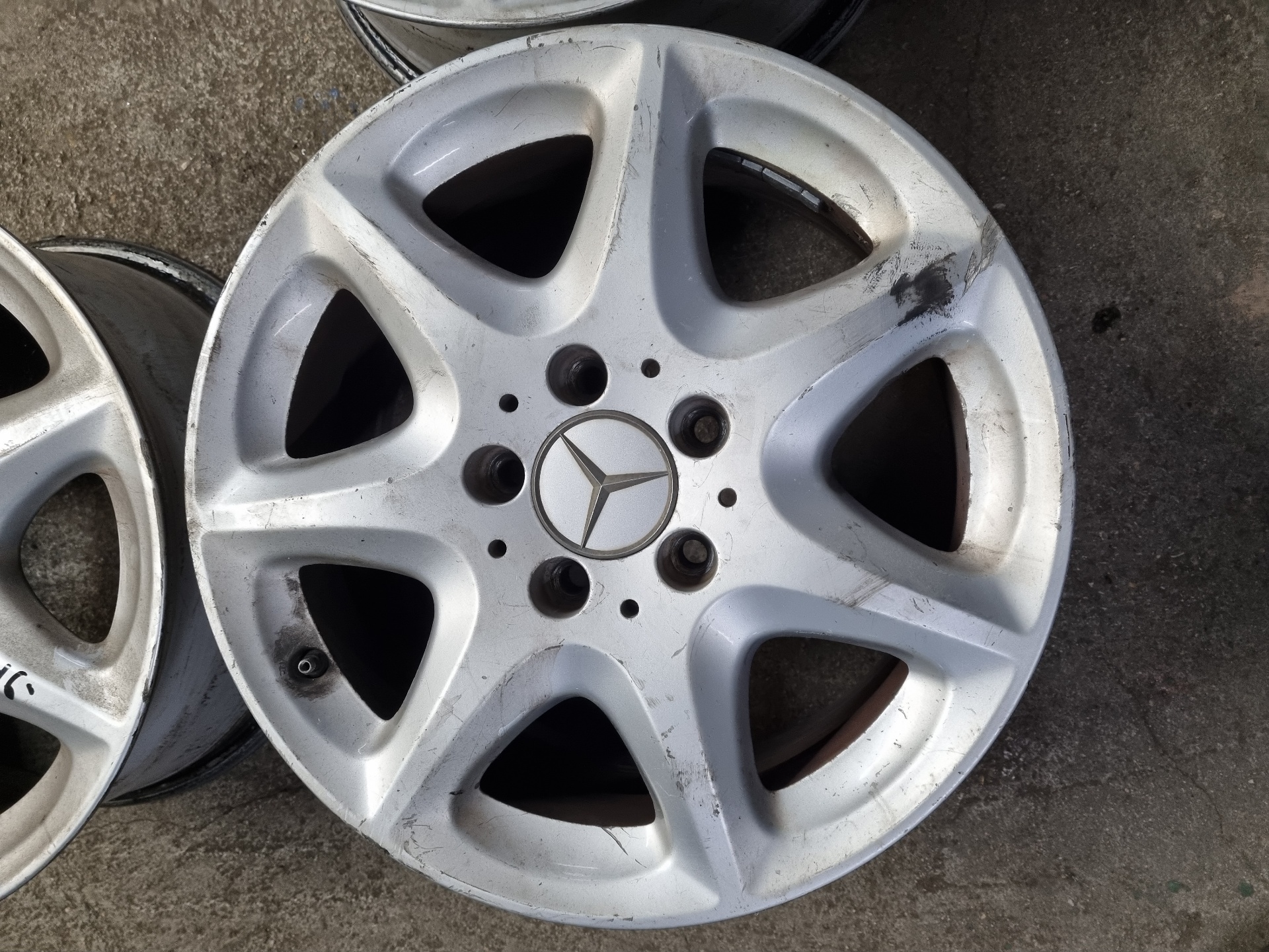 JUEGO LLANTAS MERCEDES-BENZ CLASE S MMB78G2KJ421