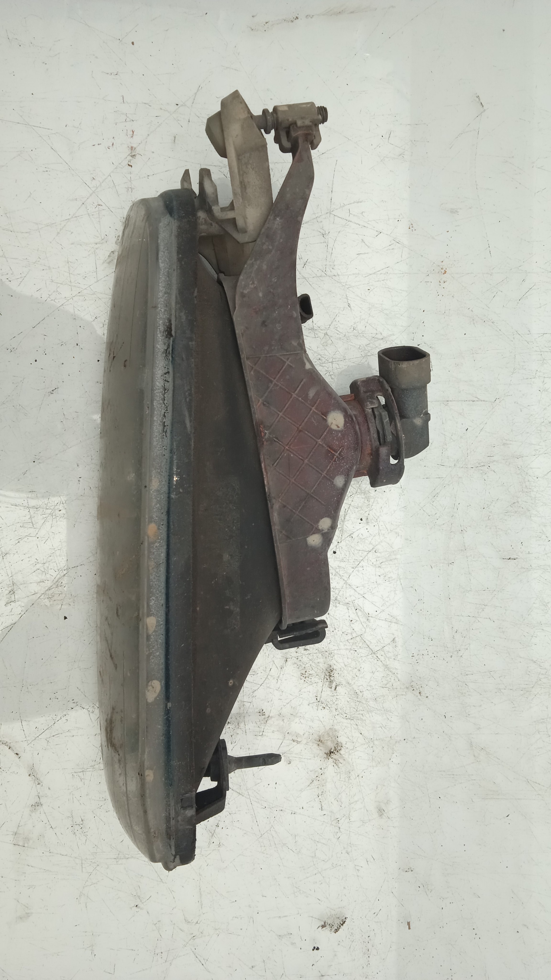 FARO ANTINIEBLA IZQUIERDO BMW 3 204D1D