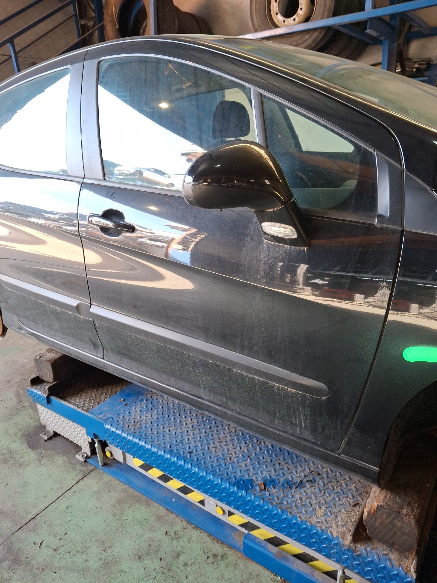 PUERTA DELANTERA DERECHA PEUGEOT 308 