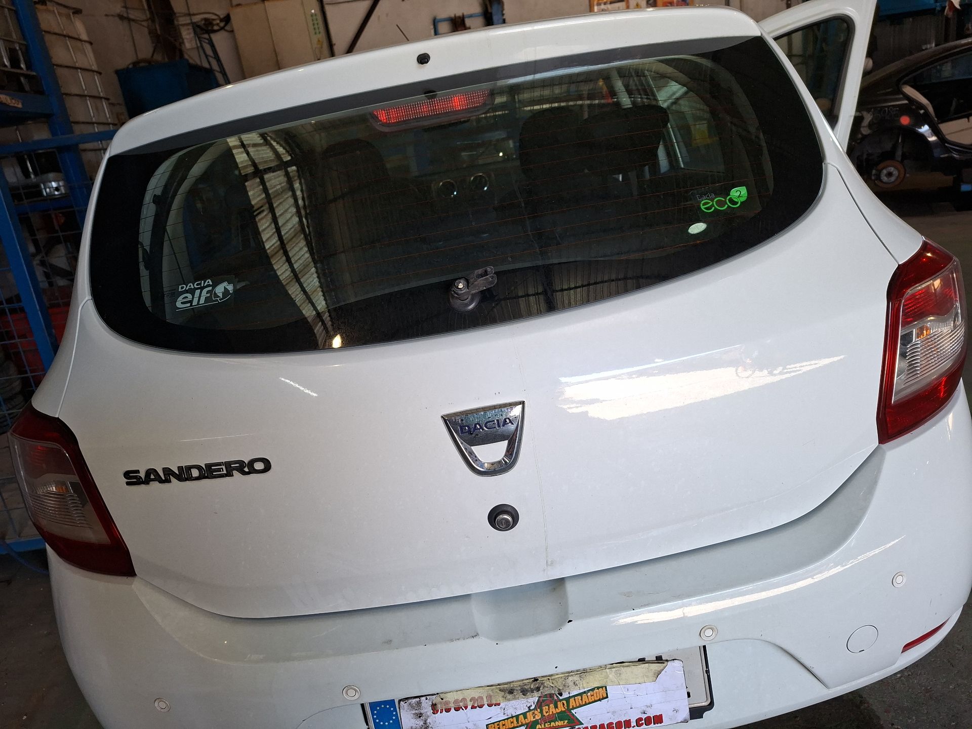 GUANTERA DACIA SANDERO 