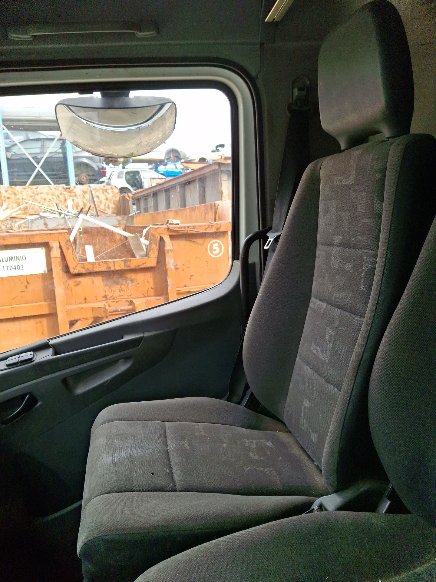  MERCEDES-BENZ 1829 950.501