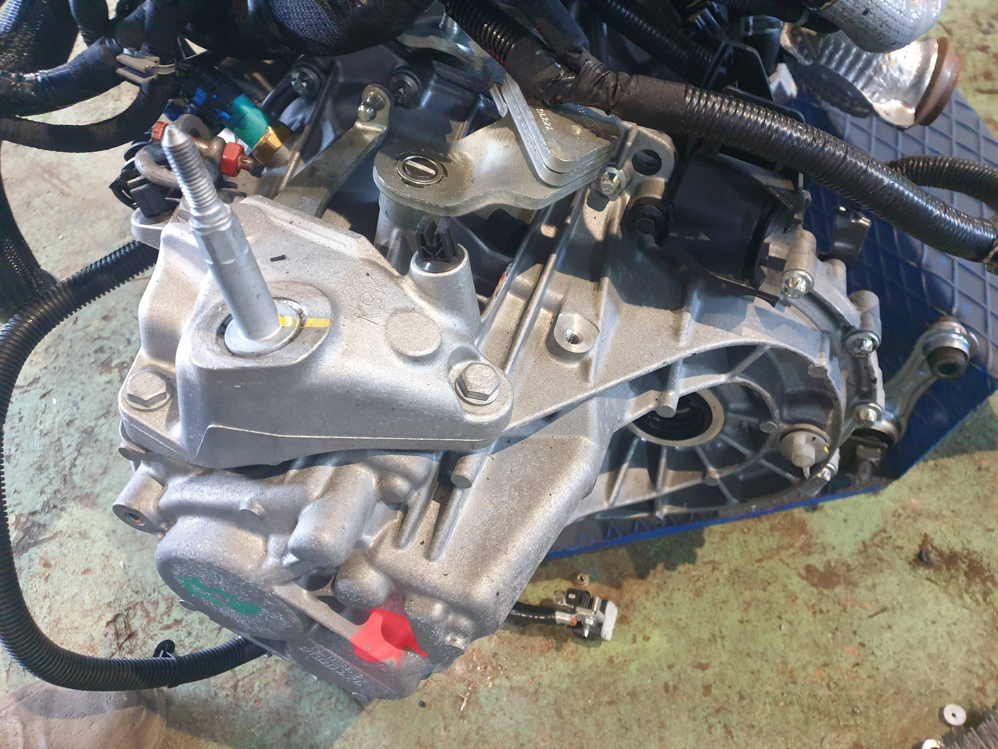 CAJA CAMBIOS DACIA DUSTER 