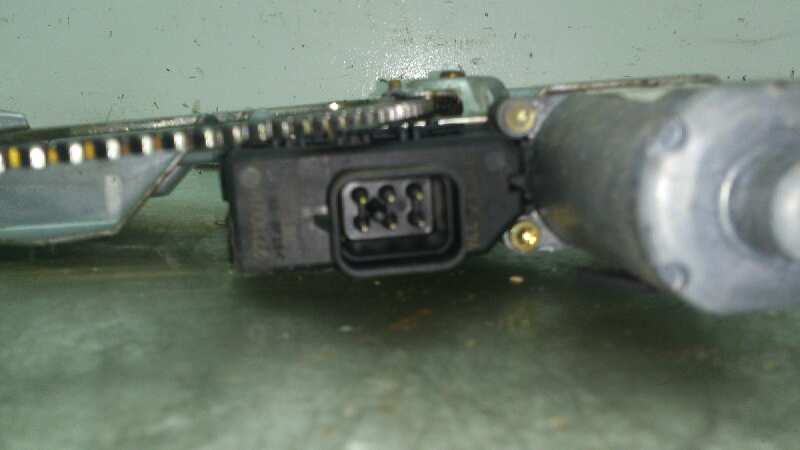 ELEVALUNAS DELANTERO DERECHO OPEL ASTRA Y20DTH