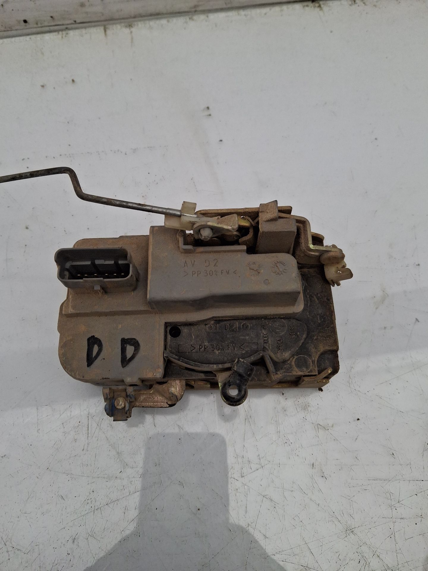 CERRADURA PUERTA DELANTERA DERECHA CITROEN BERLING 