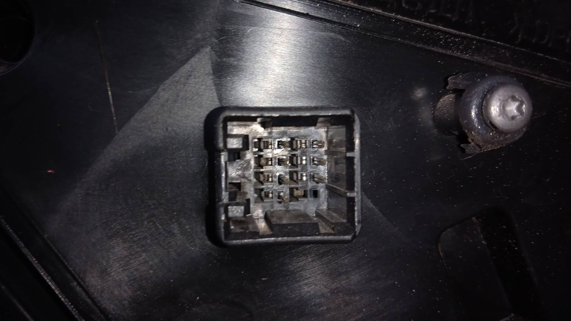 RETROVISOR IZQUIERDO KIA CEED D4EA