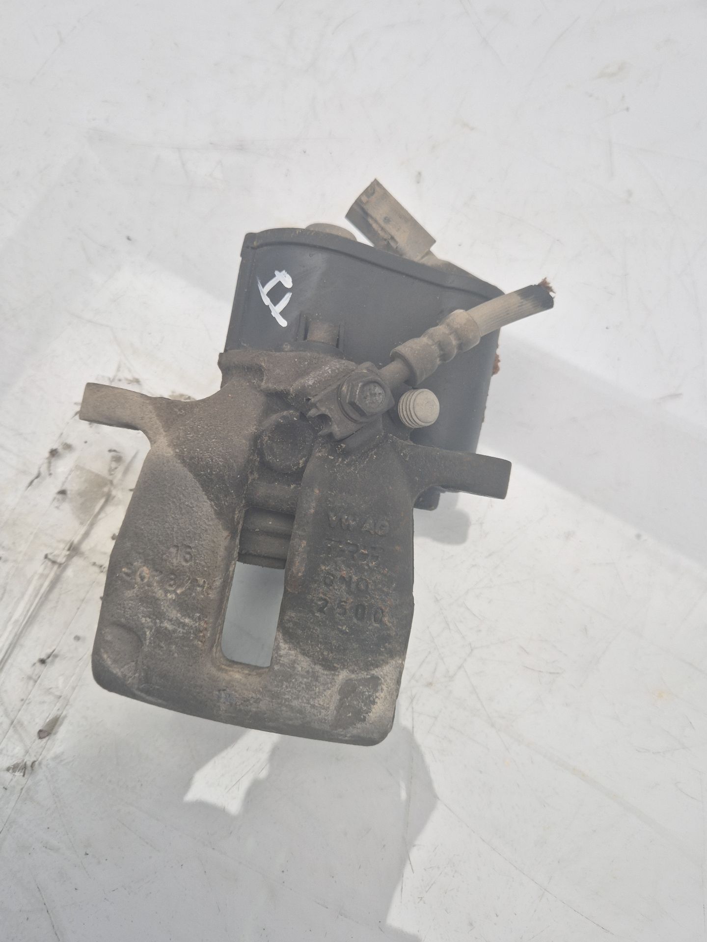 CERRADURA MALETERO / PORTON VOLKSWAGEN PASSAT 