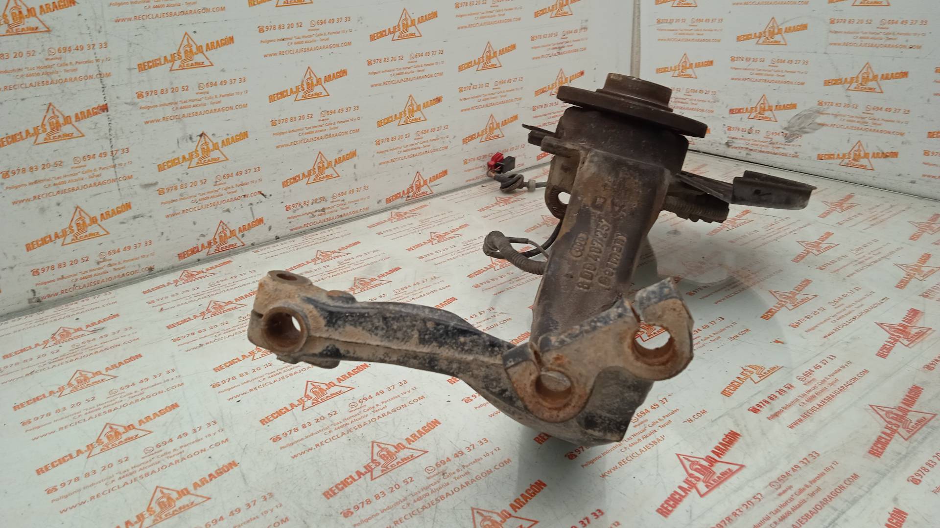 MANGUETA DELANTERA IZQUIERDA VOLKSWAGEN PASSAT ATJ