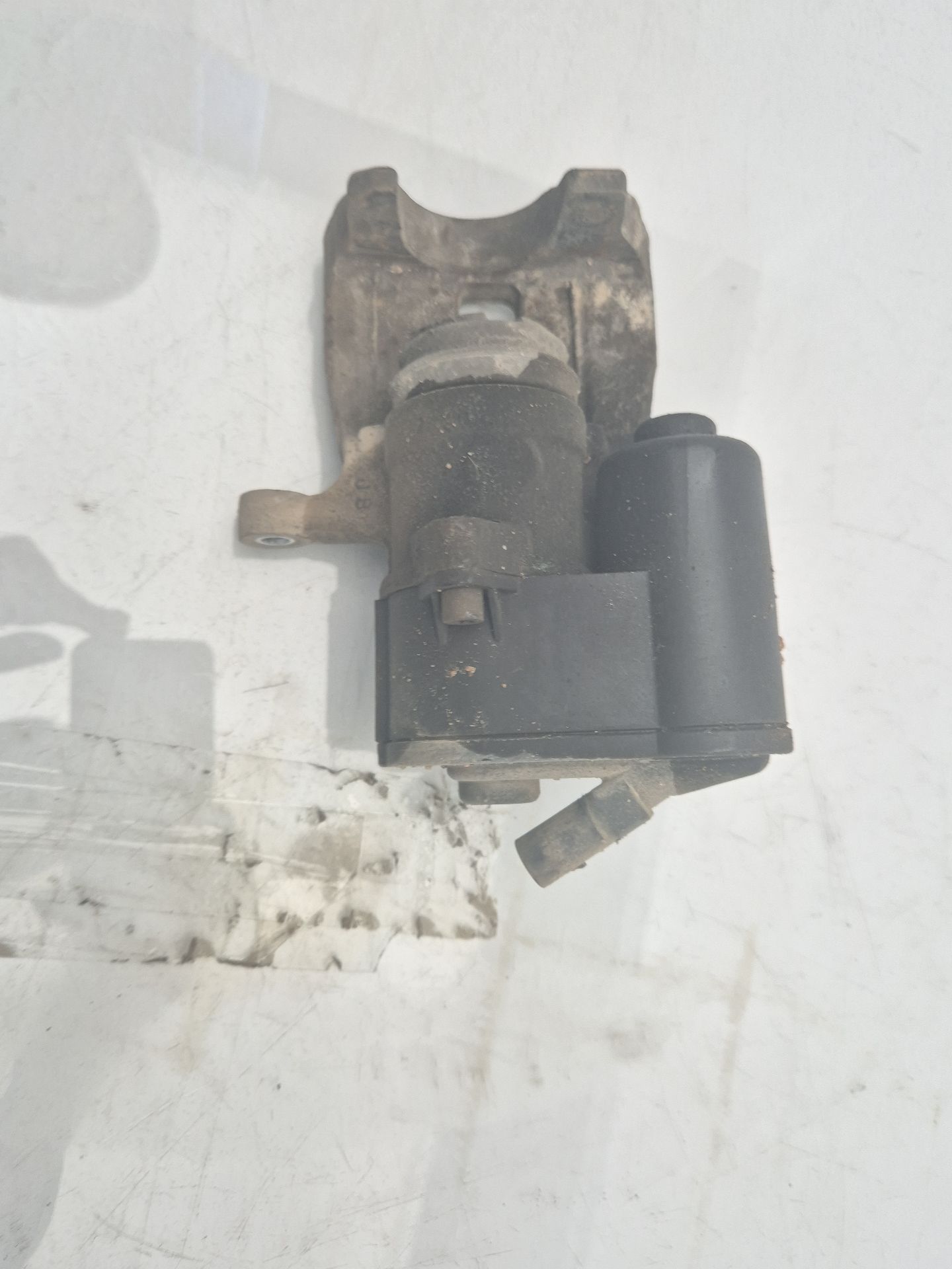 PINZA FRENO TRASERA IZQUIERDA VOLKSWAGEN PASSAT 