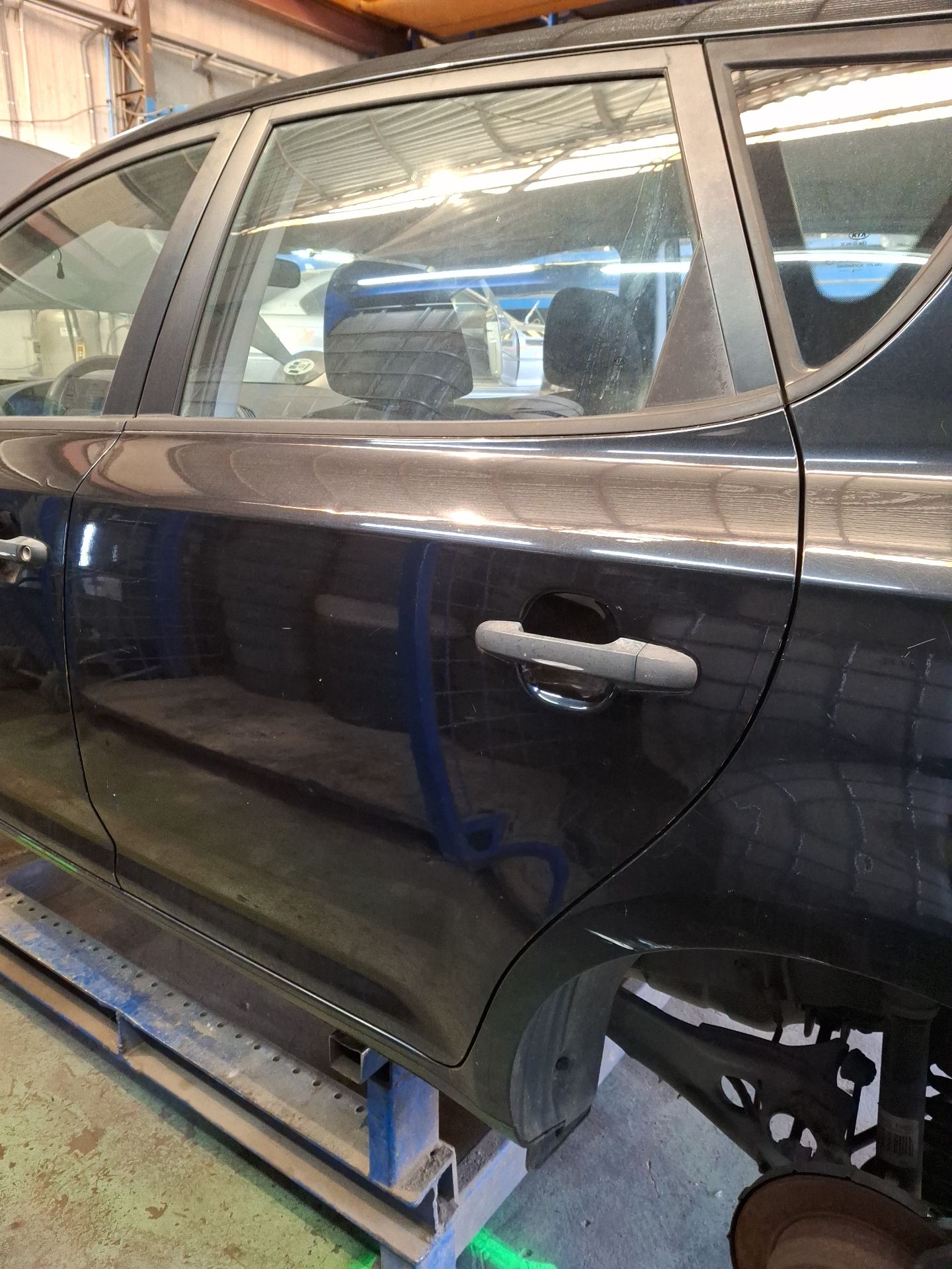 PUERTA TRASERA IZQUIERDA KIA CEED 