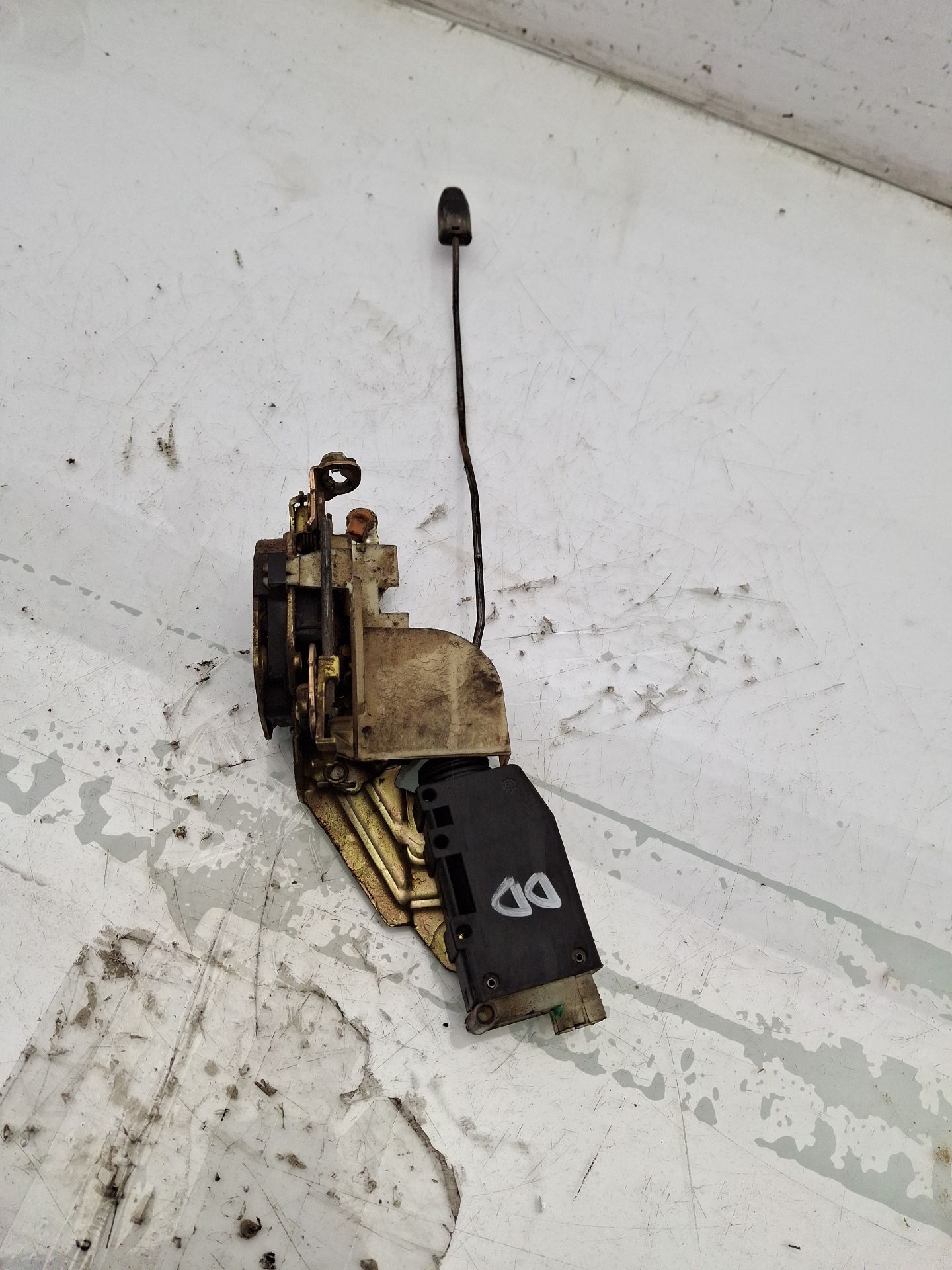 PILOTO TRASERO DERECHO OPEL ASTRA 