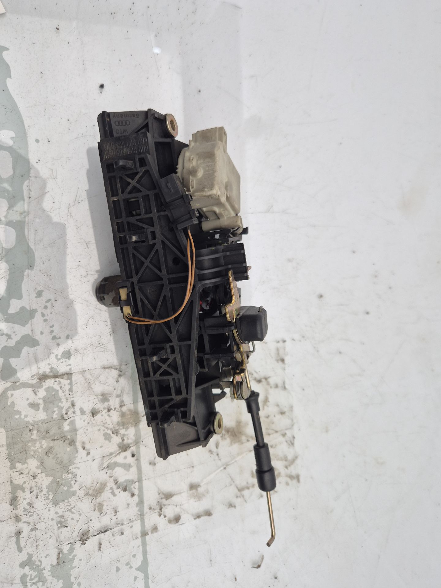 MANETA EXTERIOR PORTON AUDI A6 