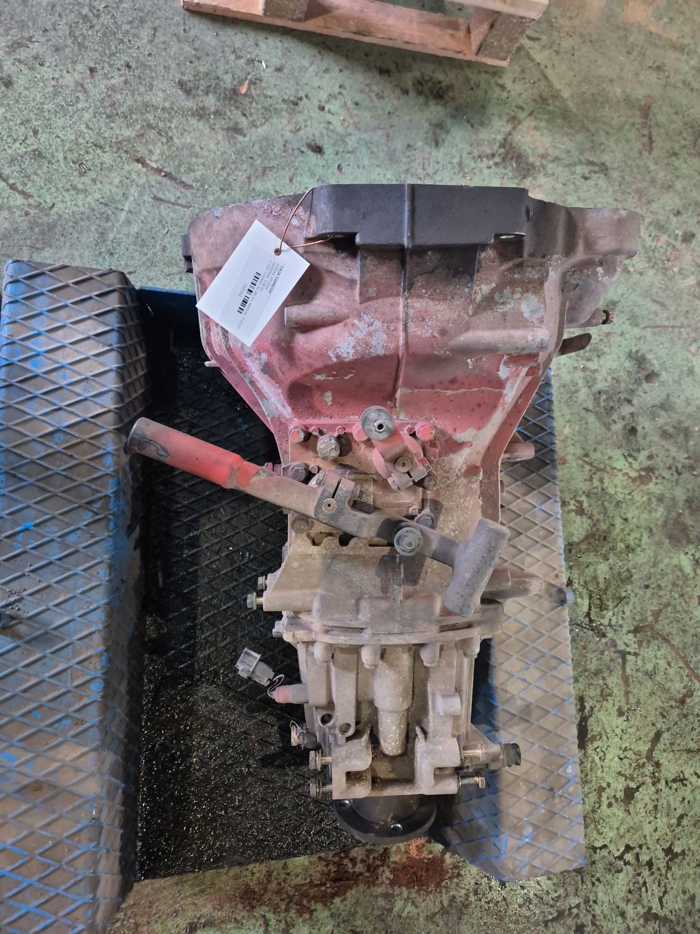 CAJA CAMBIOS NISSAN ATLEON 