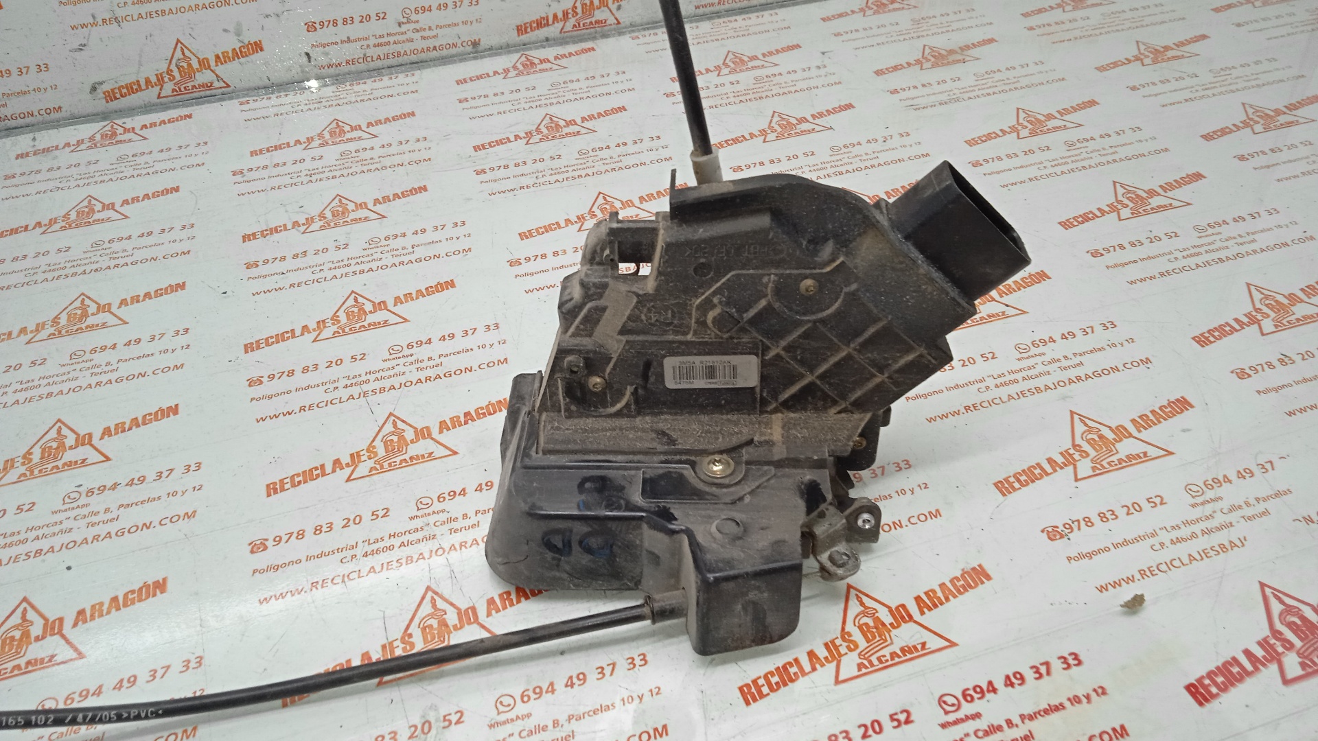 CERRADURA PUERTA DELANTERA DERECHA FORD FOCUS KKDA