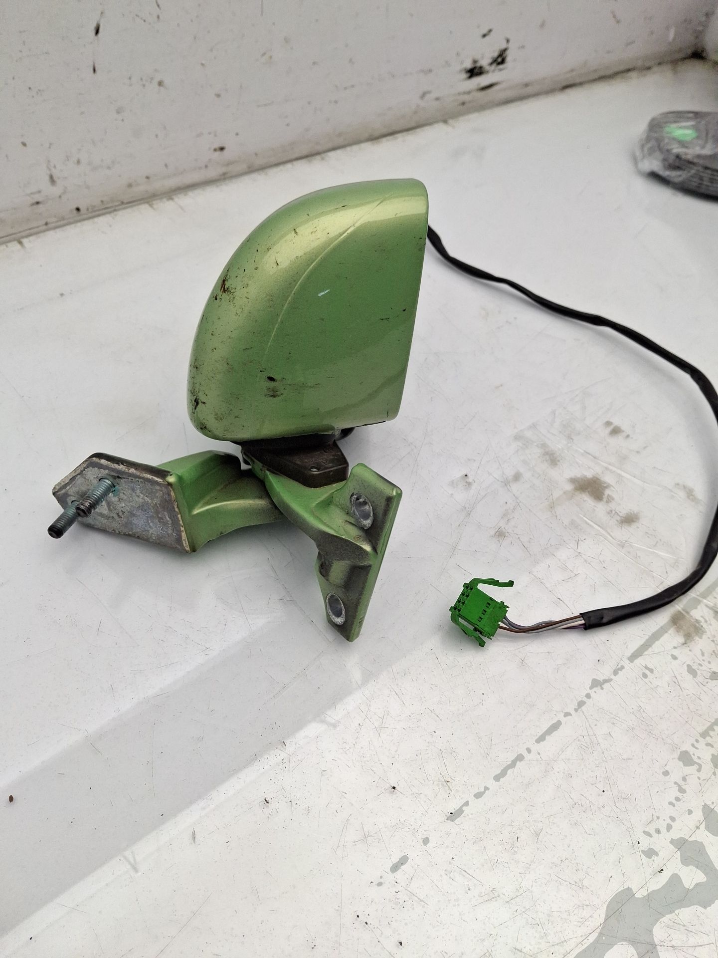 RETROVISOR DERECHO VOLKSWAGEN NEW 