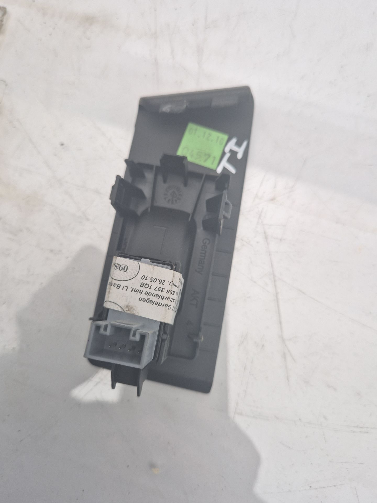 MANDO ELEVALUNAS TRASERO IZQUIERDO VOLKSWAGEN PASS 