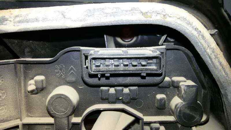 PILOTO TRASERO DERECHO CITROEN XSARA BERLINA LFY  (XU7JP4)