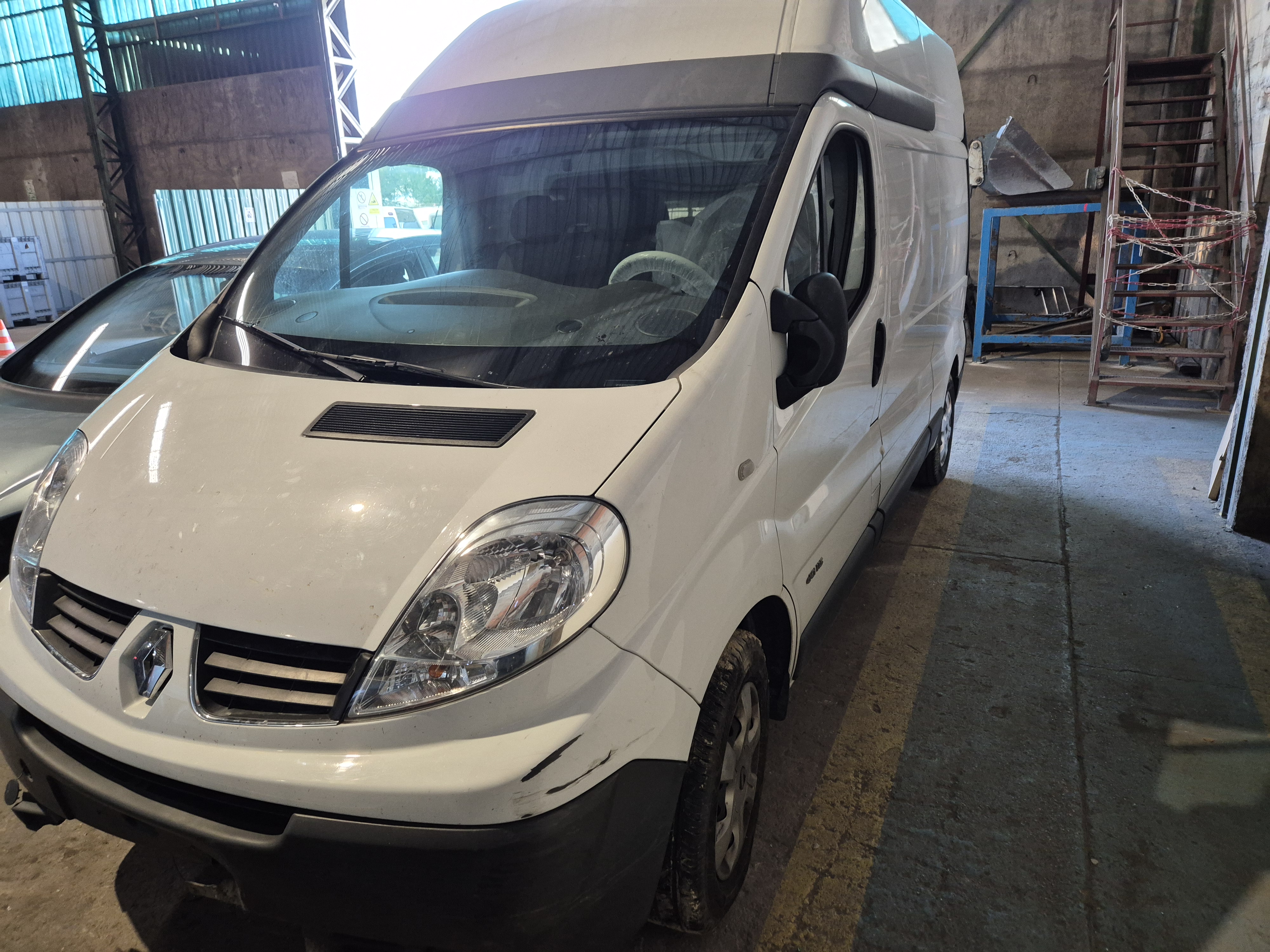 VARILLA ACEITE RENAULT TRAFIC 