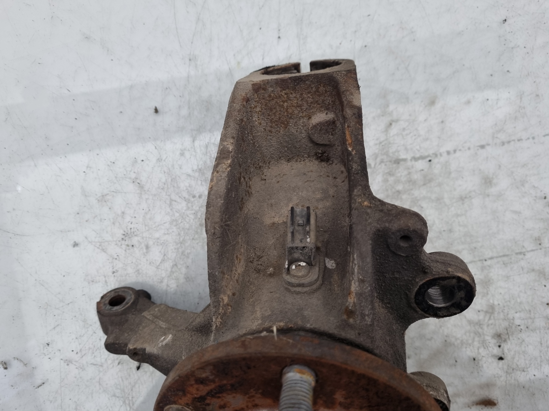 MANGUETA DELANTERA DERECHA FORD FOCUS G8DA