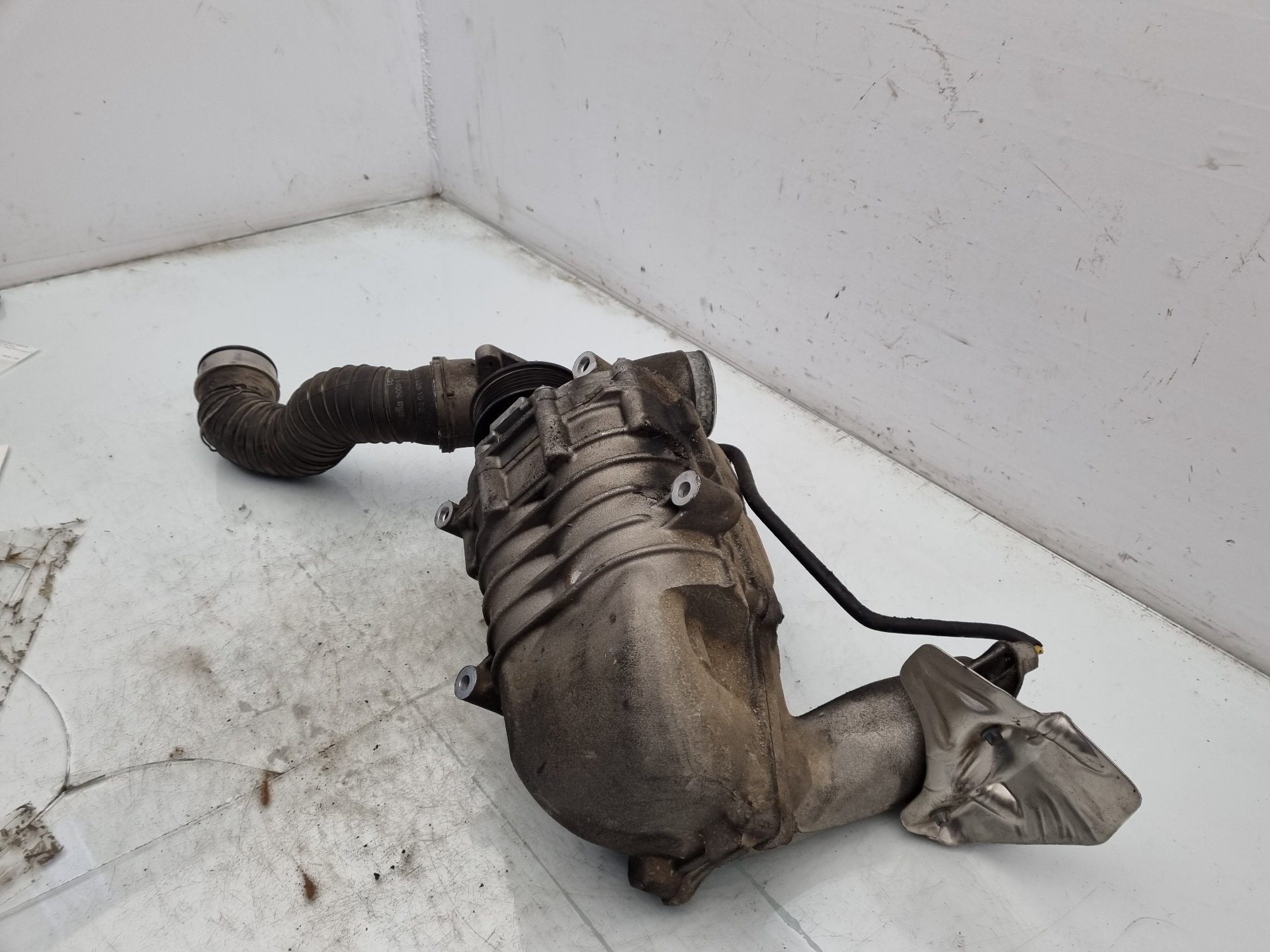 COMPRESOR VOLUMETRICO MERCEDES-BENZ CLASE C G111955