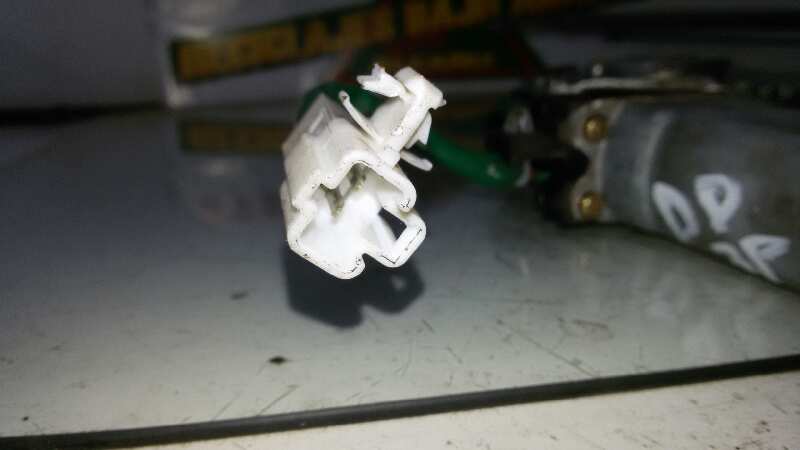 ELEVALUNAS DELANTERO DERECHO TOYOTA COROLLA 3ZZFE