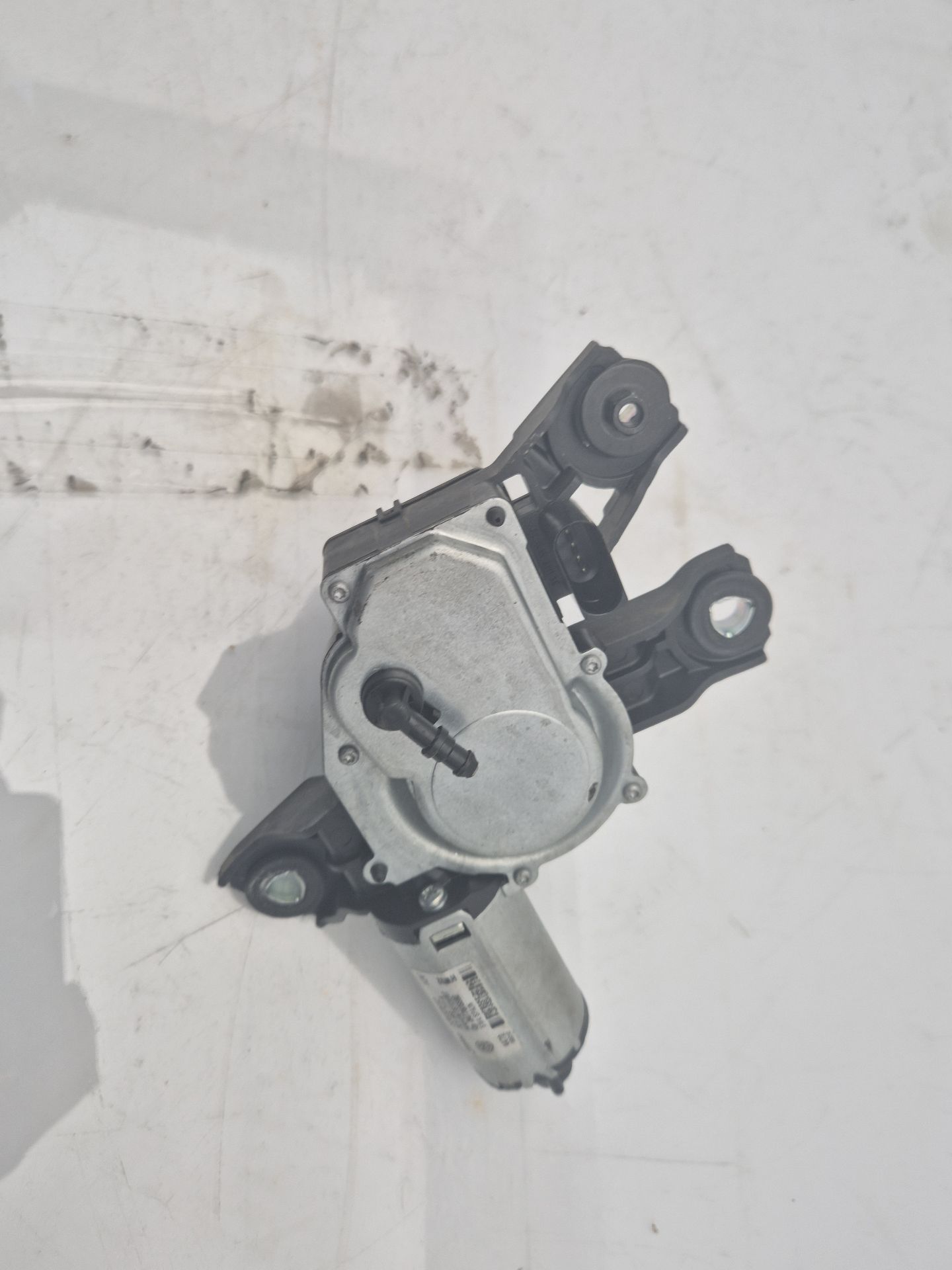 MOTOR LIMPIA TRASERO VOLKSWAGEN PASSAT 