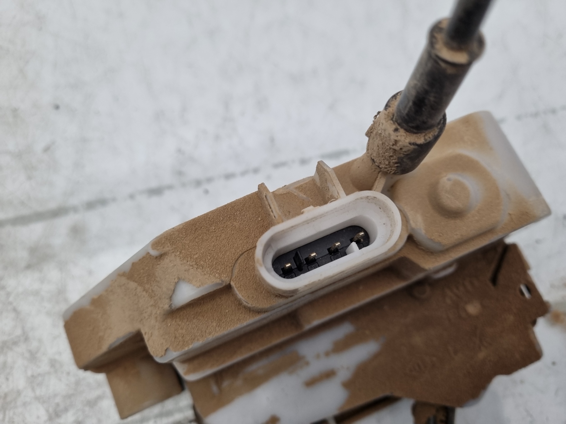 CERRADURA PUERTA DELANTERA DERECHA CITROEN C3 8HZ