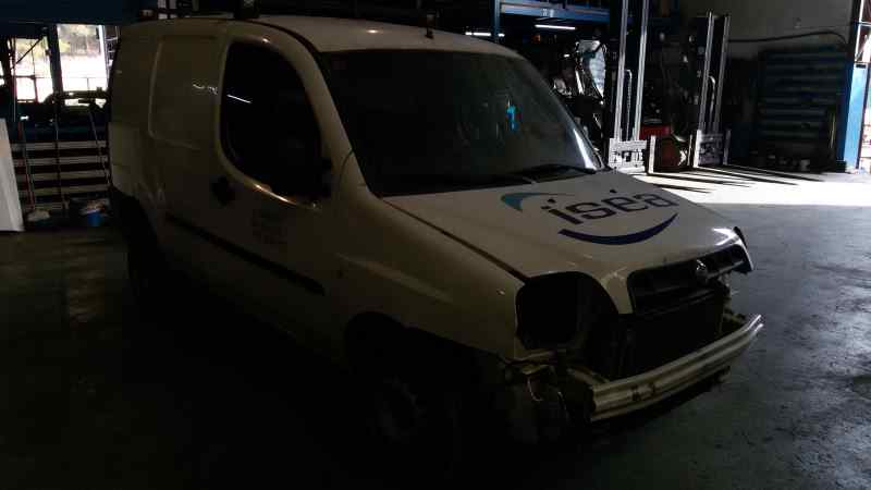 MANGUETA DELANTERA IZQUIERDA FIAT DOBLO 188A9000