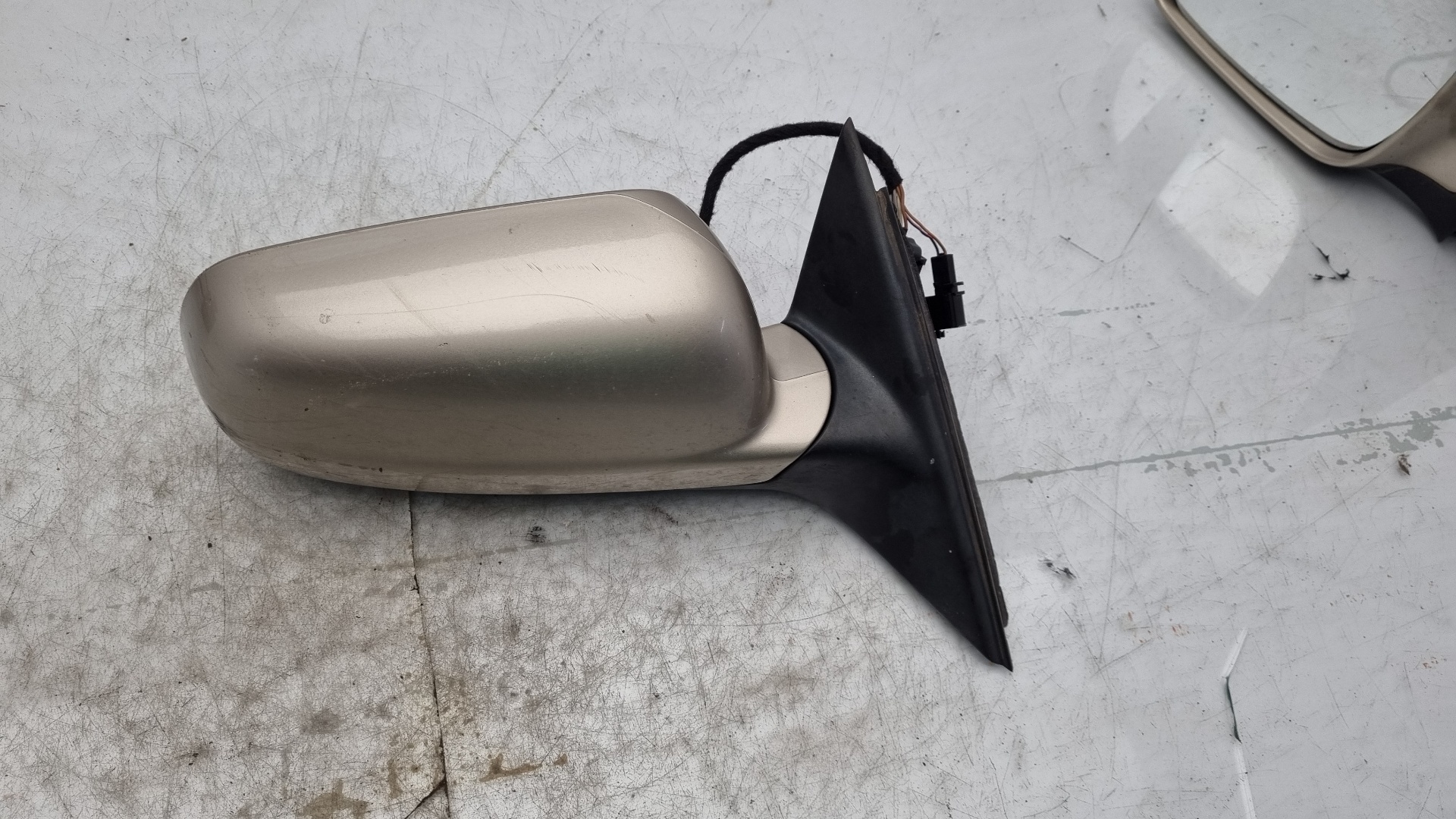 RETROVISOR DERECHO SKODA SUPERB AWX