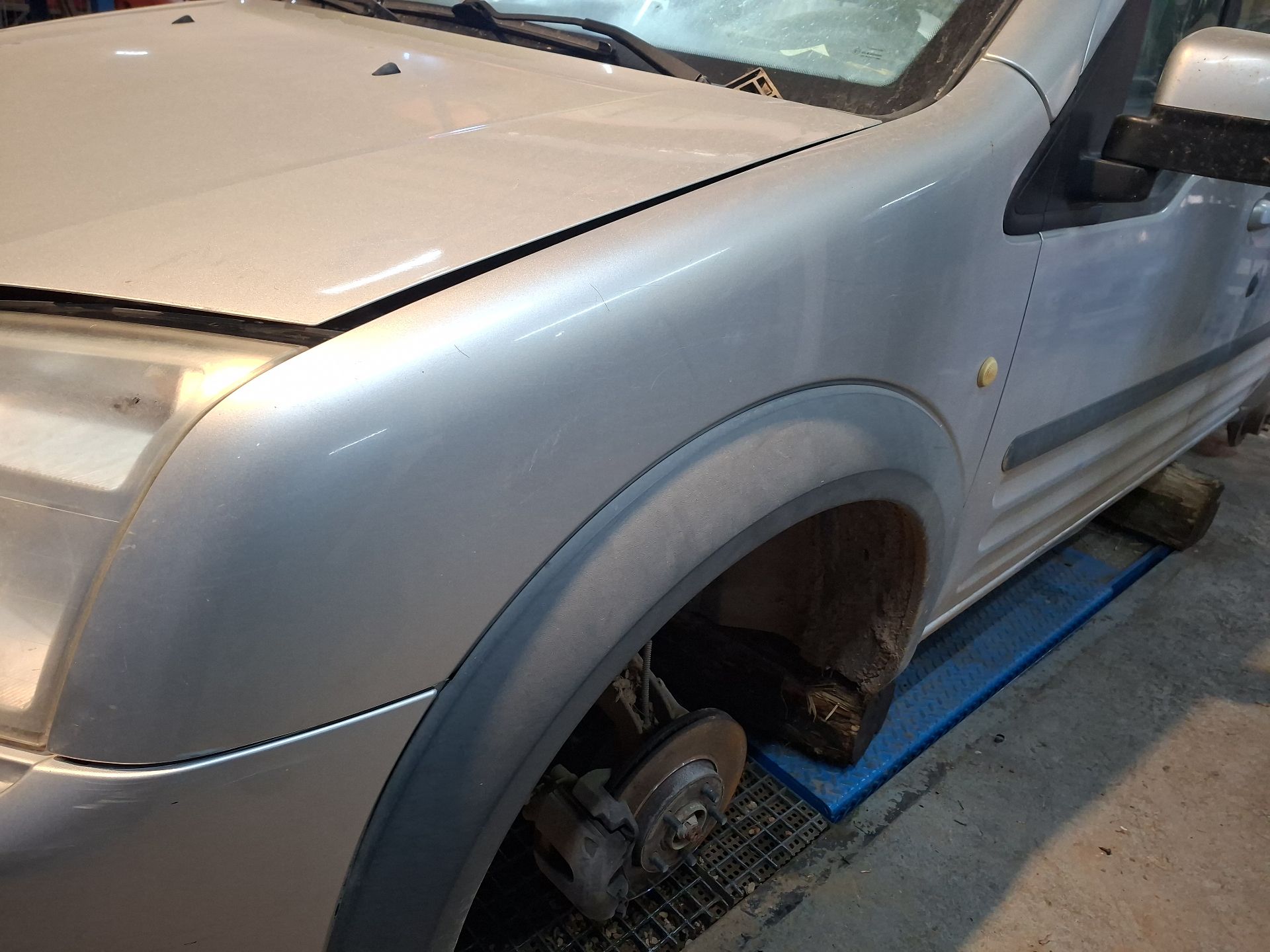 ALETA DELANTERA IZQUIERDA FORD TRANSIT 