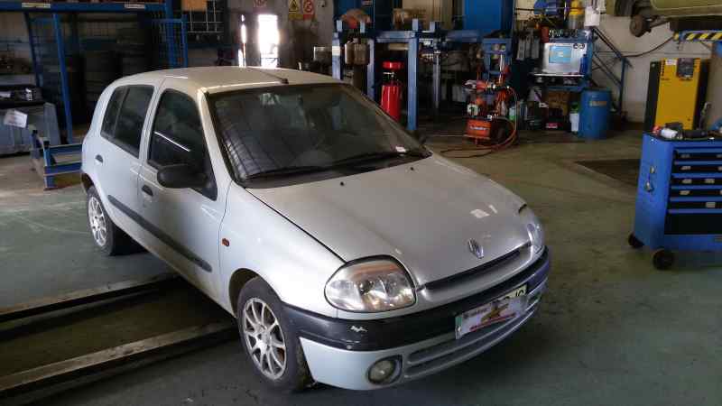 FARO IZQUIERDO RENAULT CLIO F9Q R7