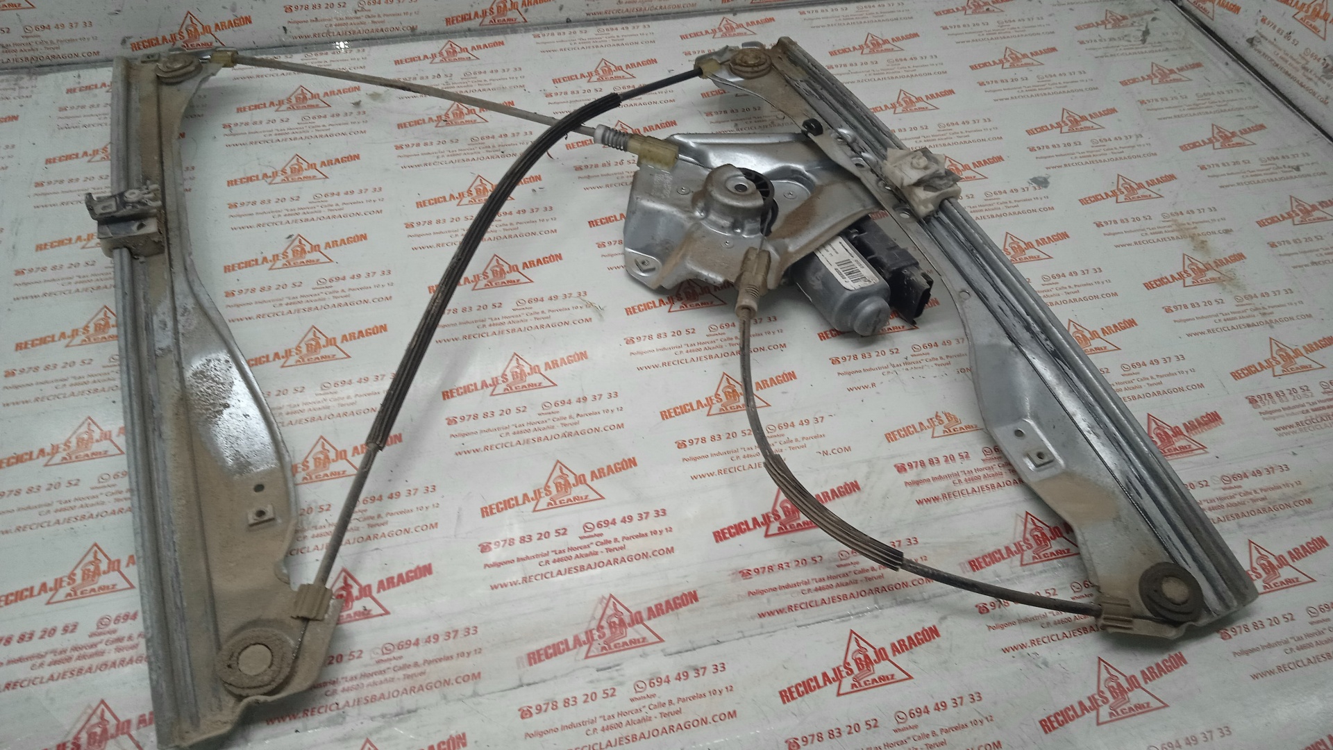 ELEVALUNAS DELANTERO DERECHO RENAULT CLIO K9K T7