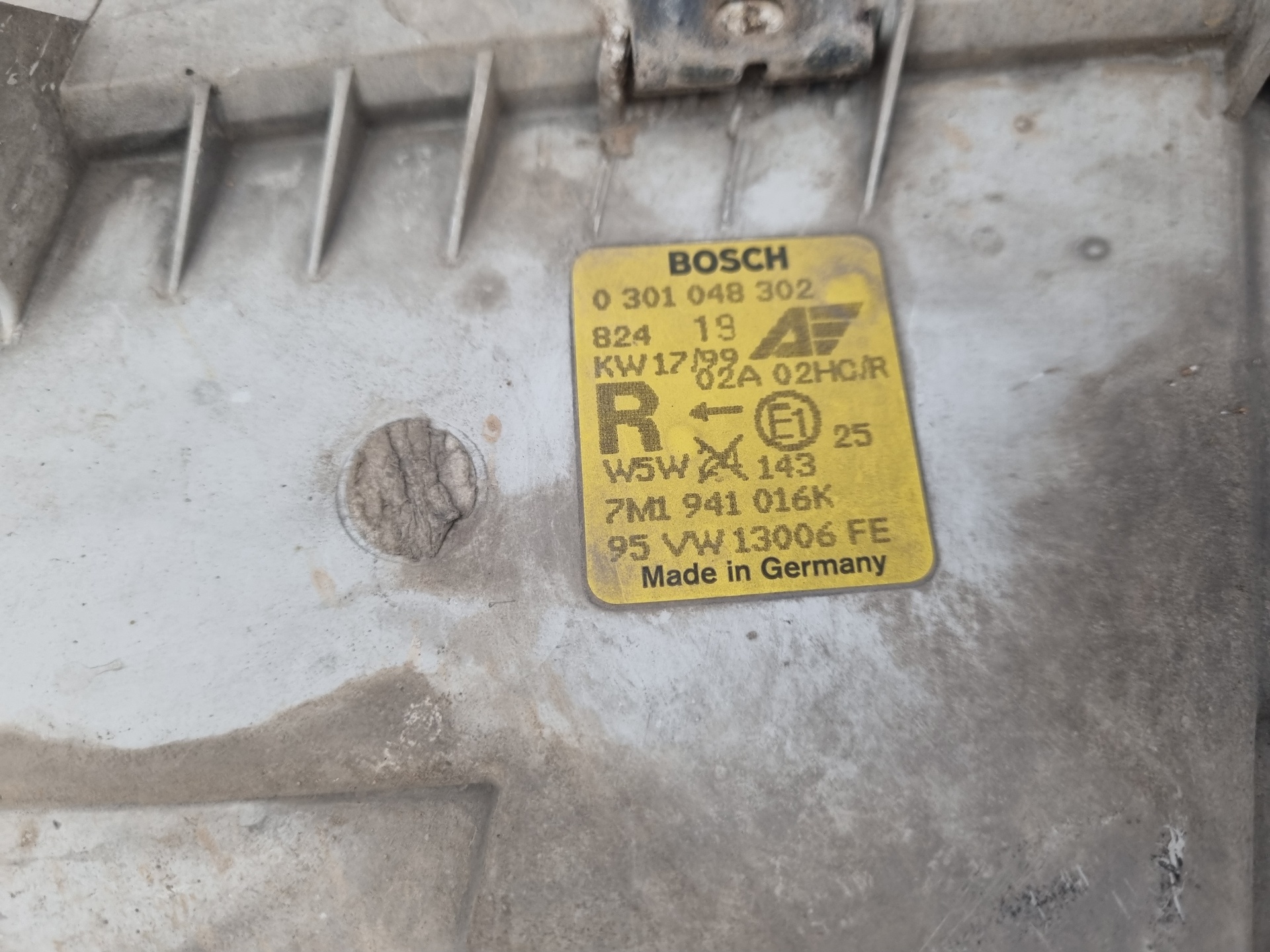 FARO DERECHO VOLKSWAGEN SHARAN AFN