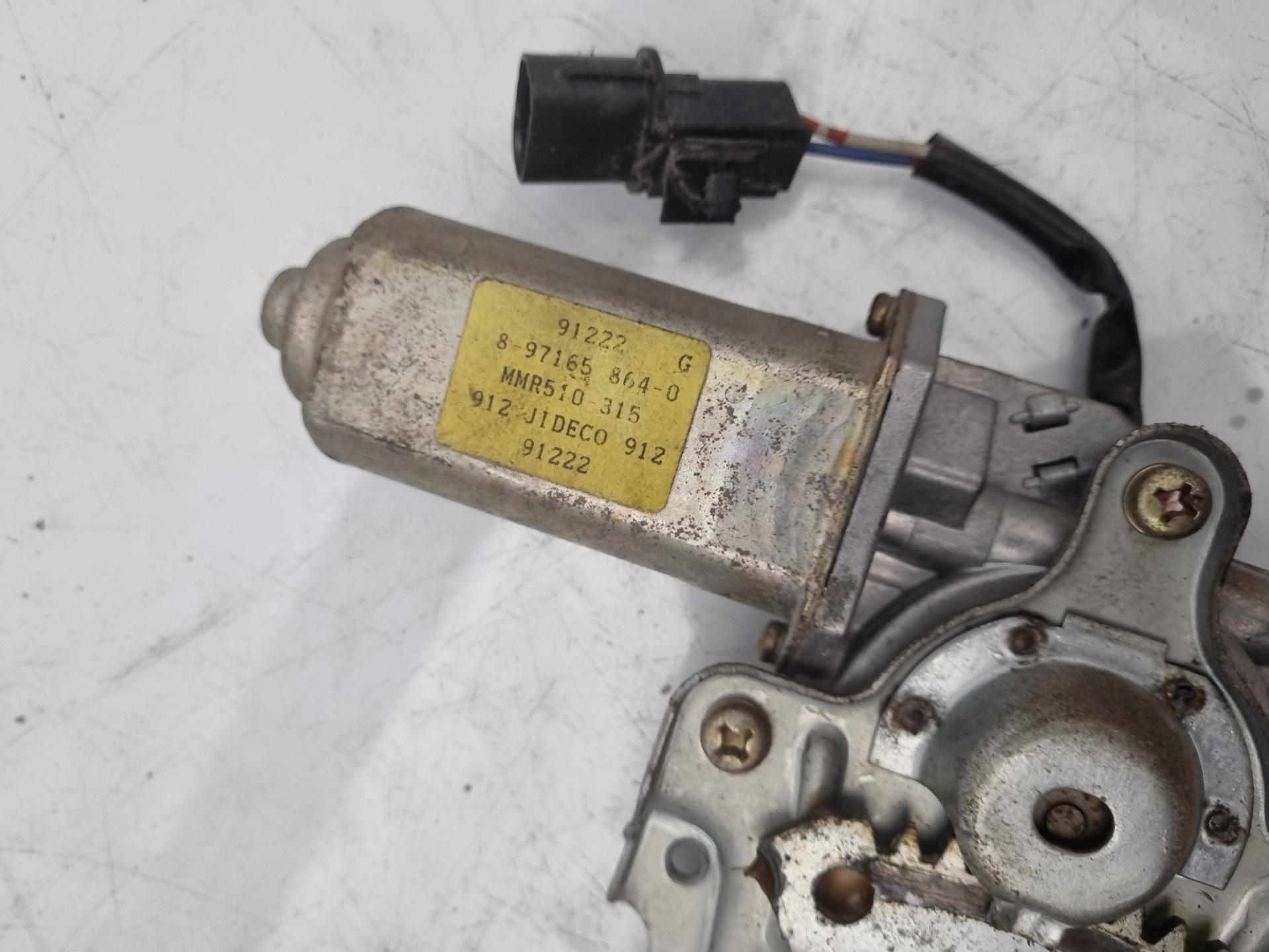 ELEVALUNAS DELANTERO IZQUIERDO ISUZU TROOPER 4JX1