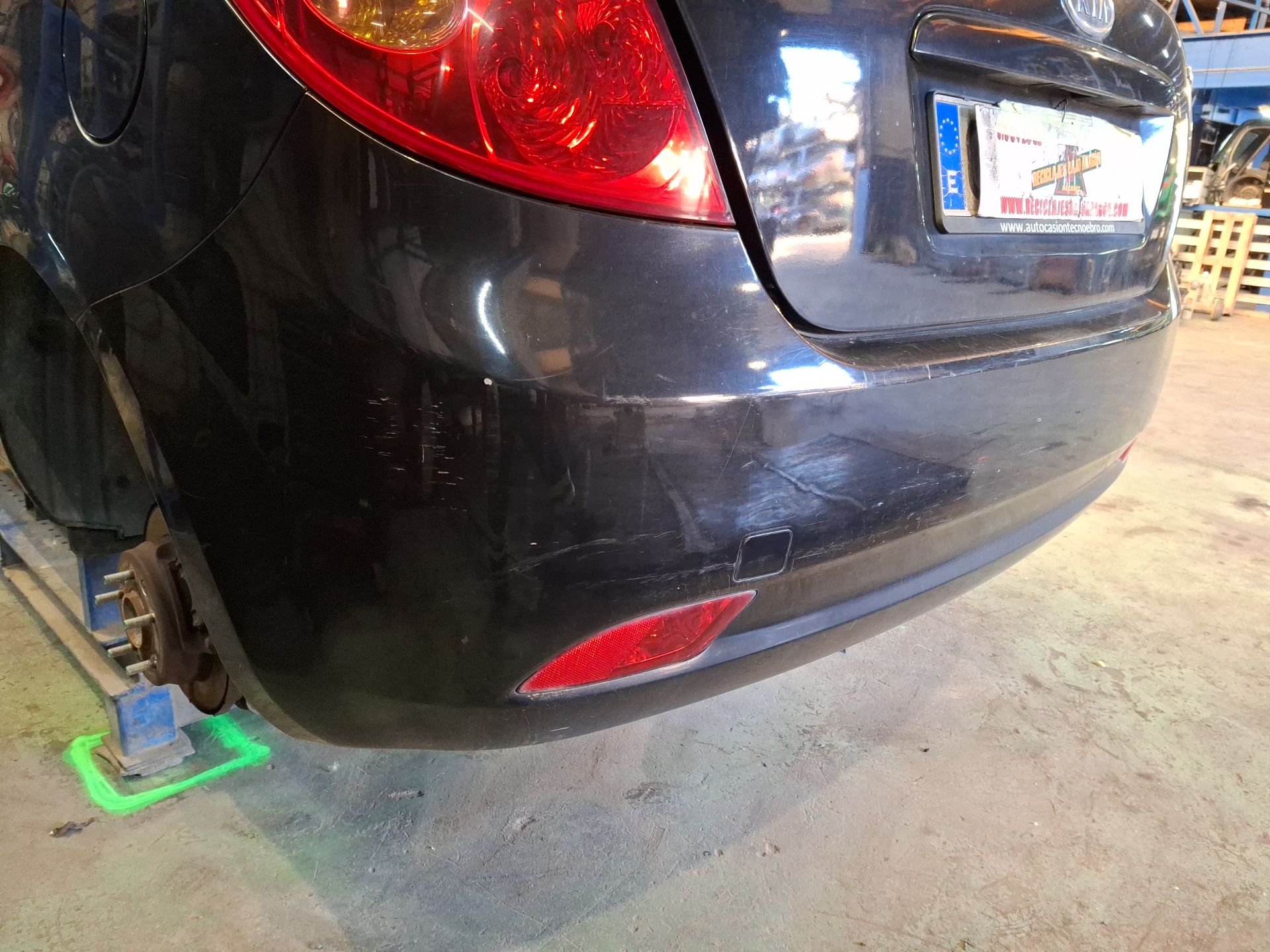PARAGOLPES TRASERO KIA CEED 