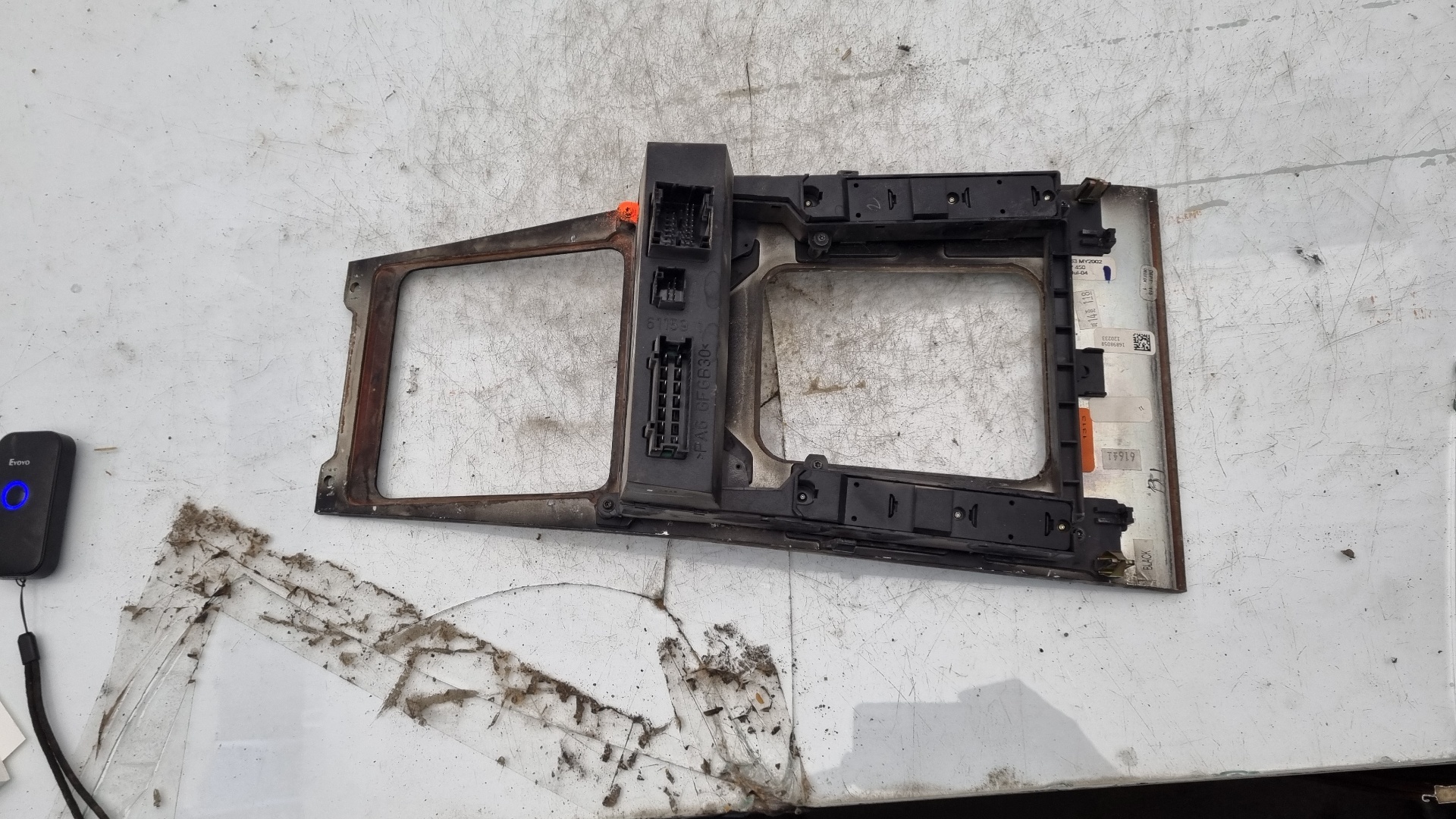 PANTALLA MULTIFUNCION MERCEDES-BENZ CLASE M OM612963