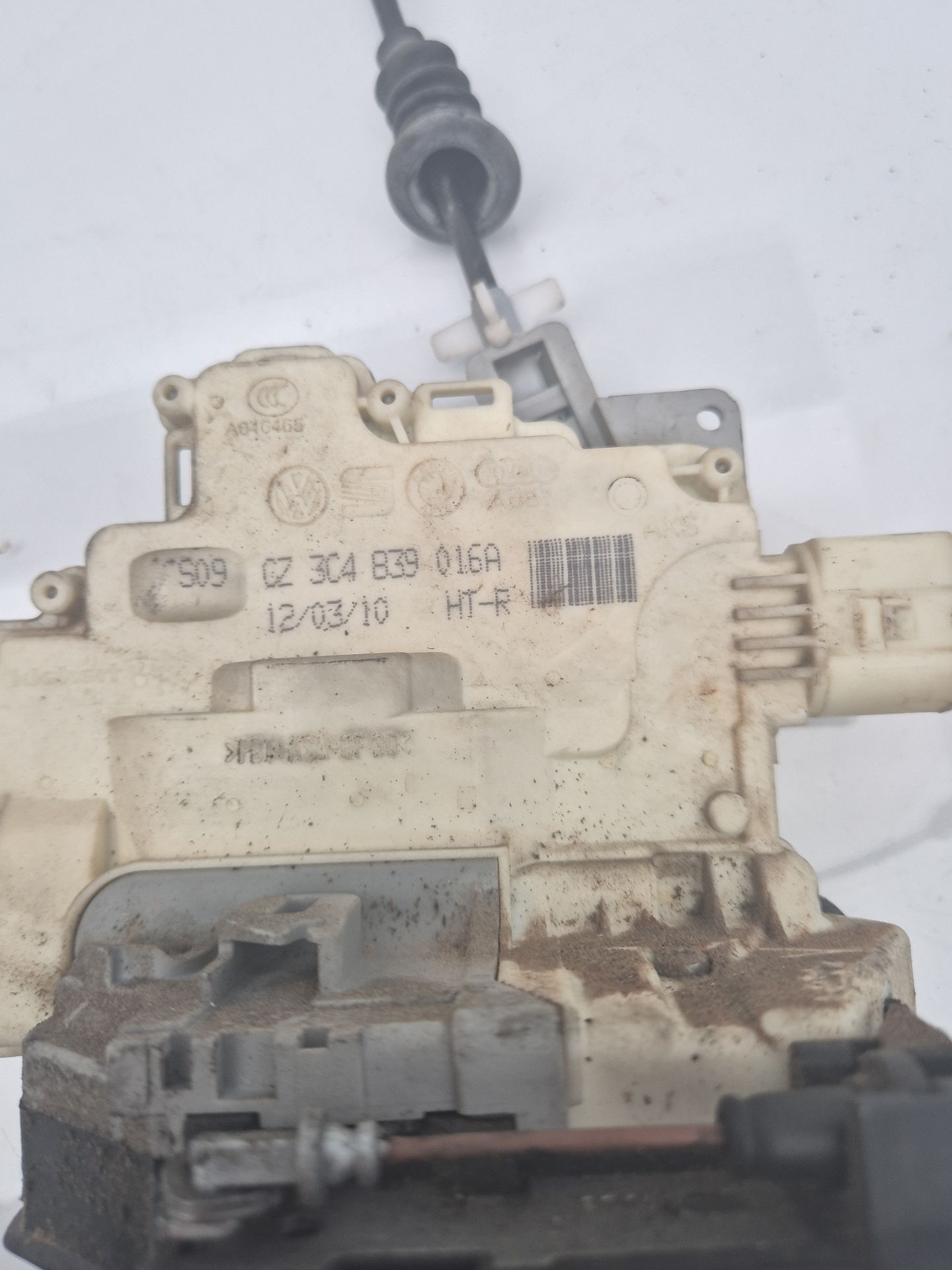 CERRADURA PUERTA TRASERA DERECHA VOLKSWAGEN PASSAT 