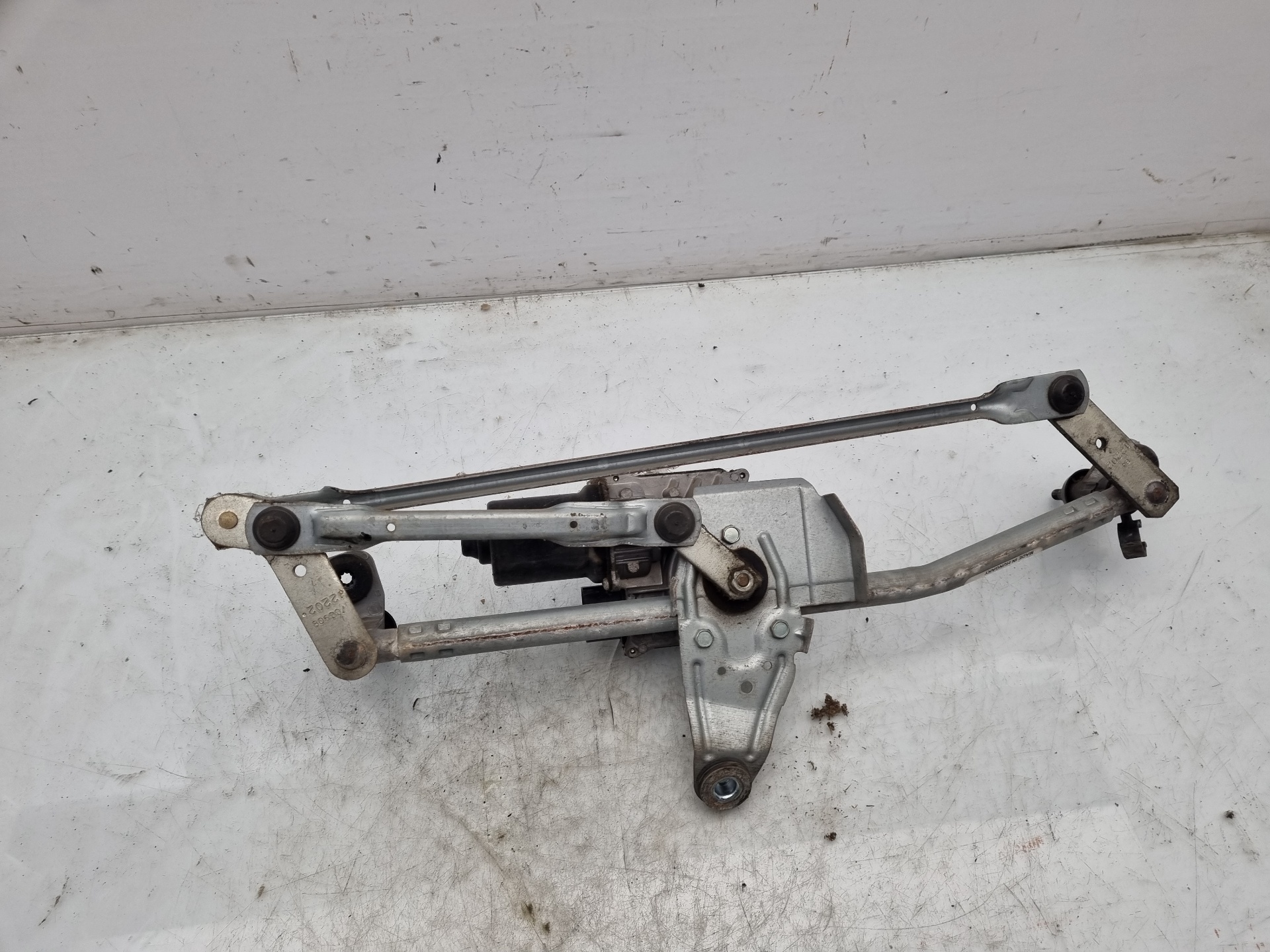 MOTOR LIMPIA DELANTERO VOLKSWAGEN PASSAT CAY