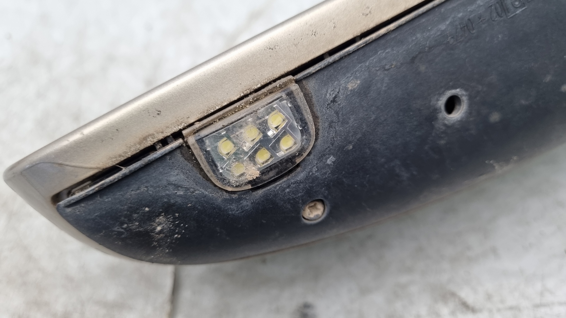 RETROVISOR IZQUIERDO SKODA SUPERB AWX