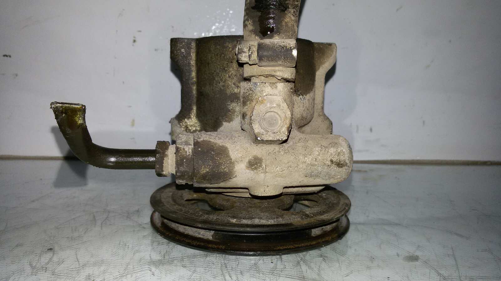 BOMBA DIRECCION OPEL KADETT X17D