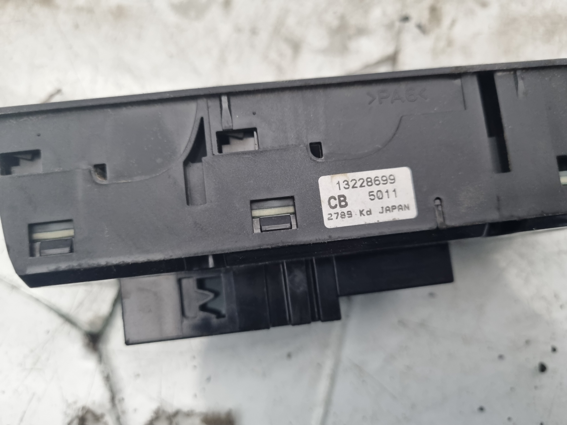 MANDO ELEVALUNAS DELANTERO IZQUIERDO OPEL ASTRA Z17DTR